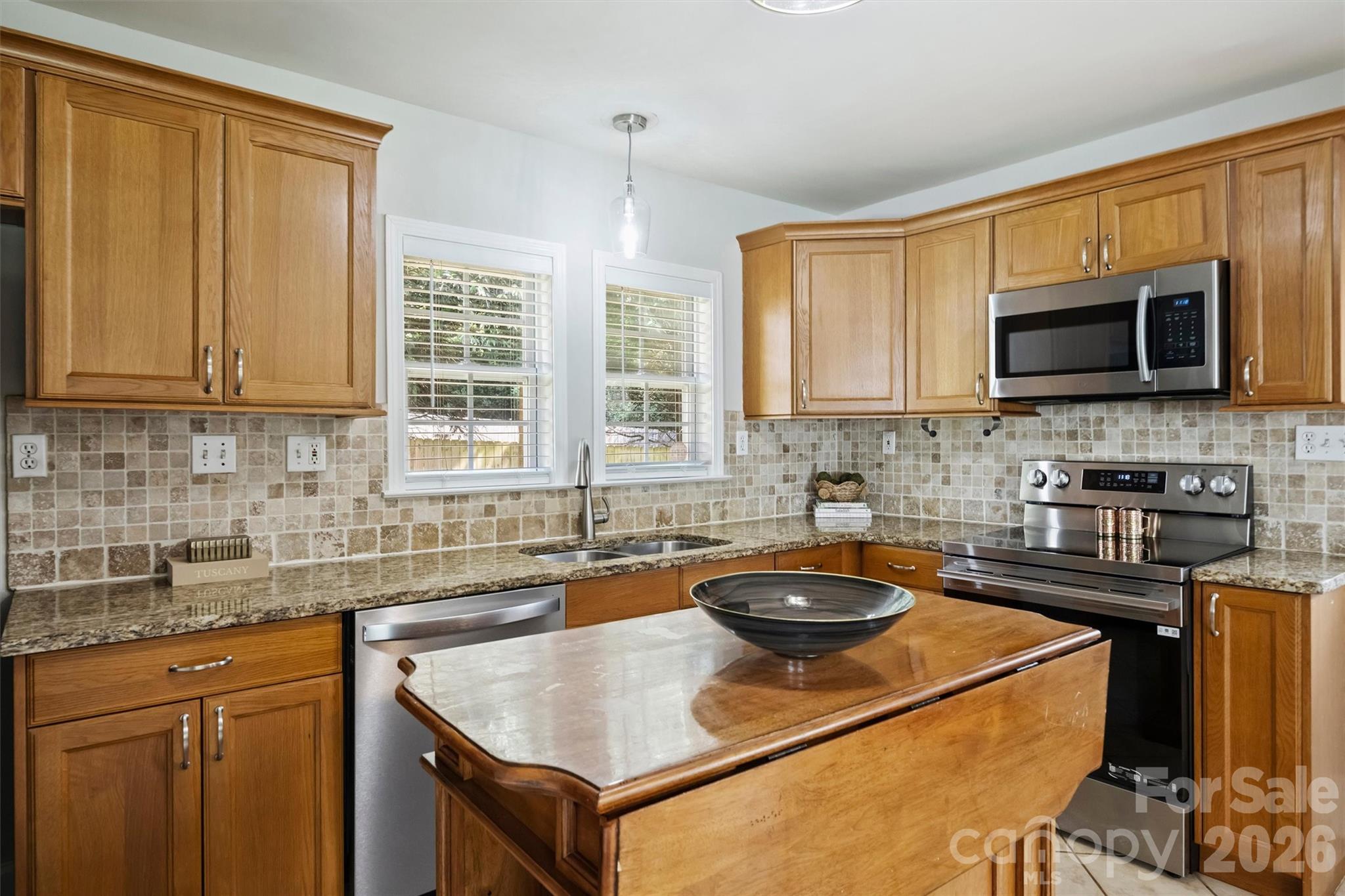 1323 Carolyn Drive — Charlotte