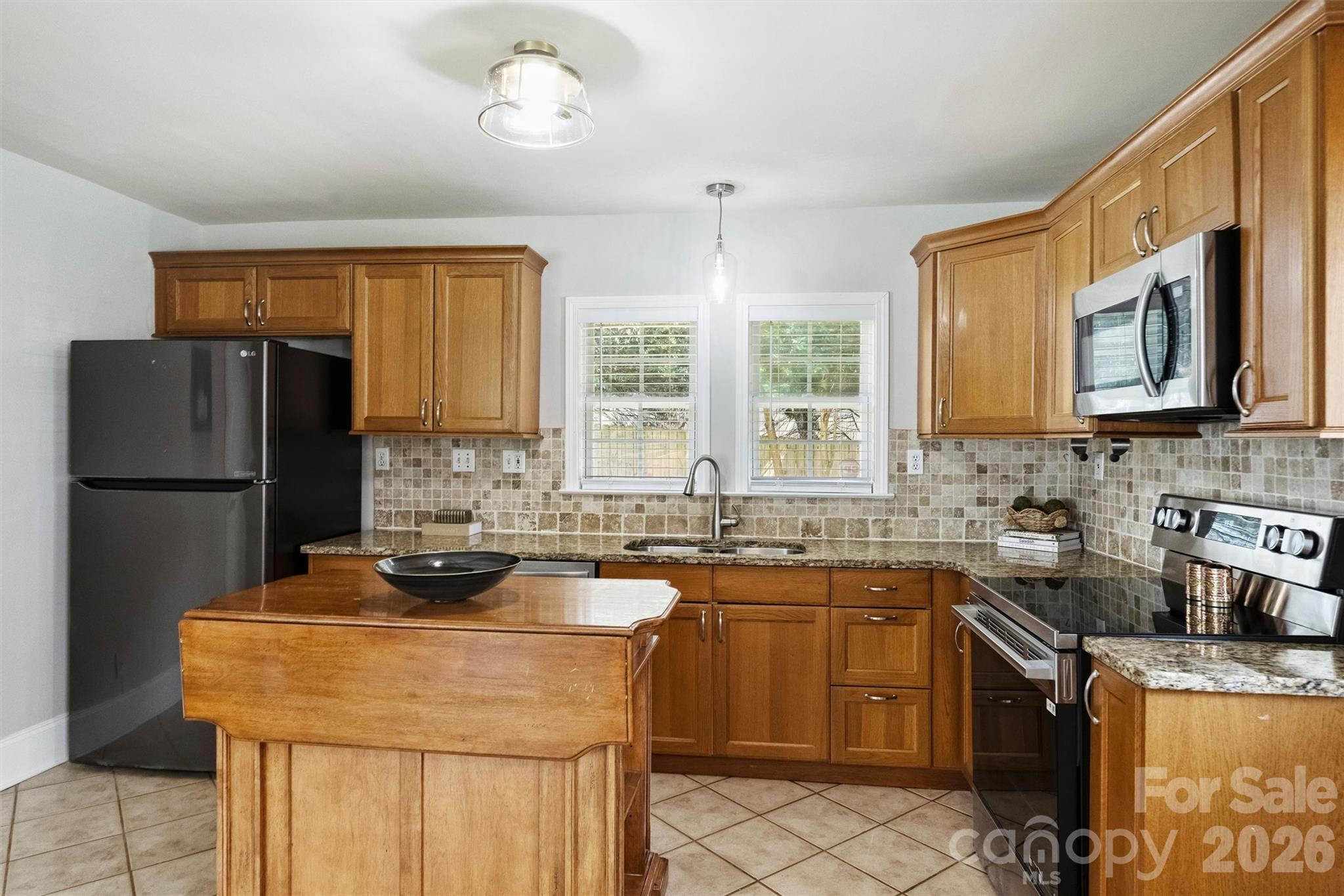 1323 Carolyn Drive — Charlotte
