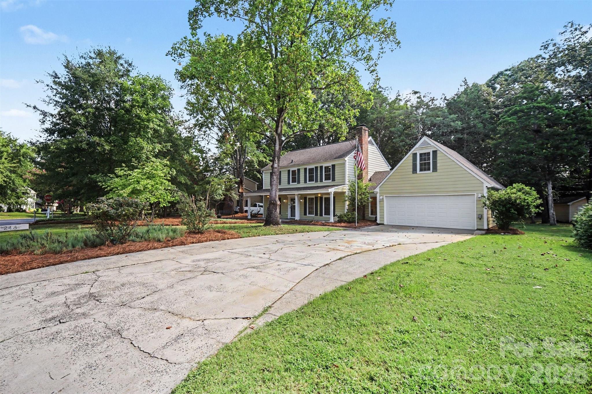 2248 Lawton Bluff Road — Charlotte