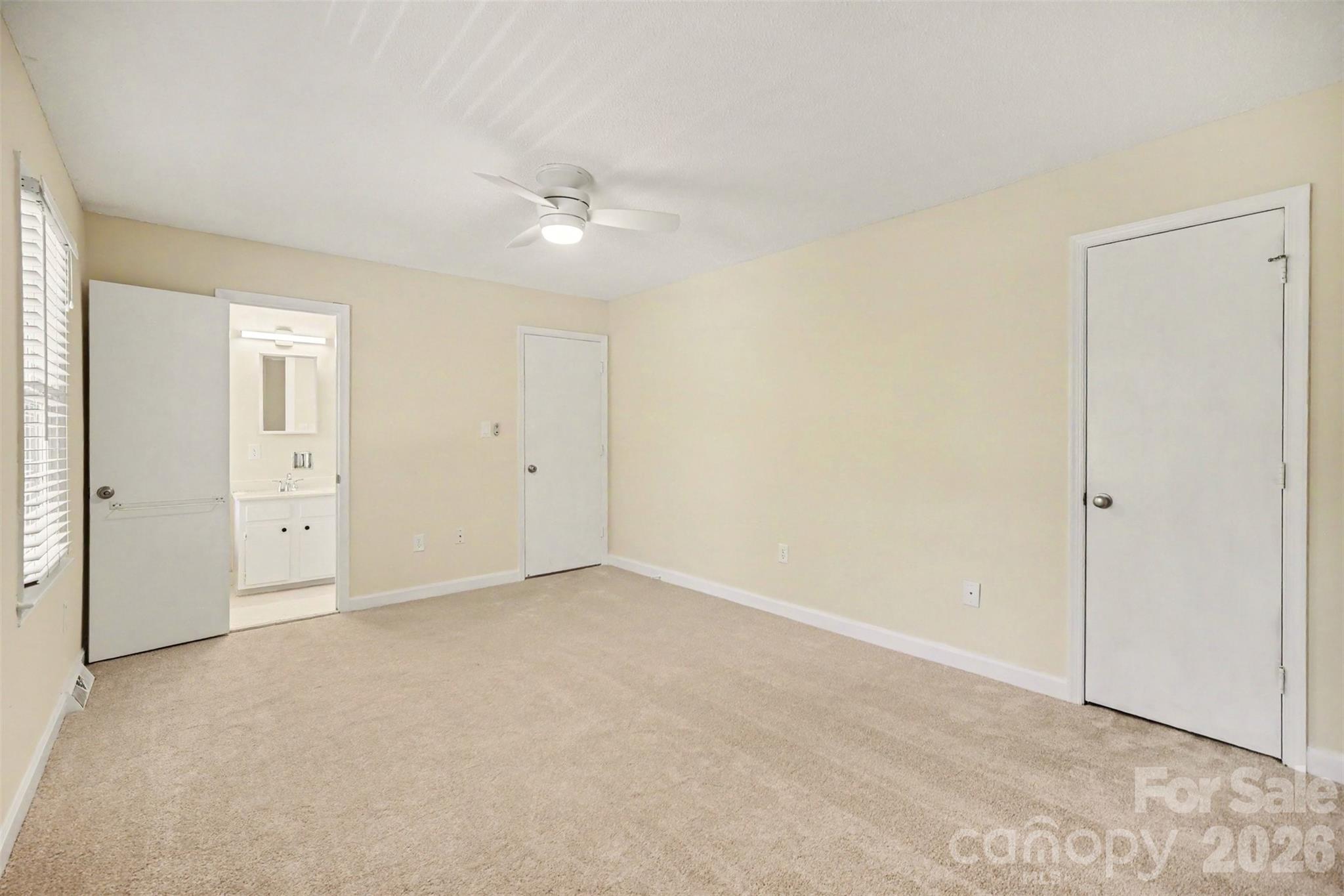 2248 Lawton Bluff Road — Charlotte