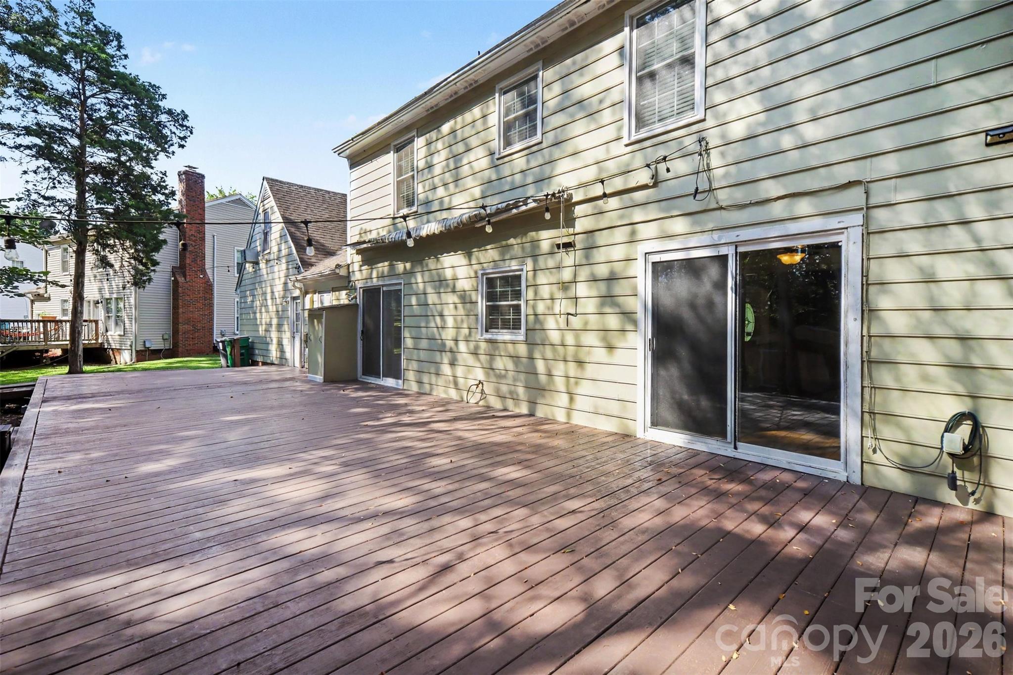 2248 Lawton Bluff Road — Charlotte