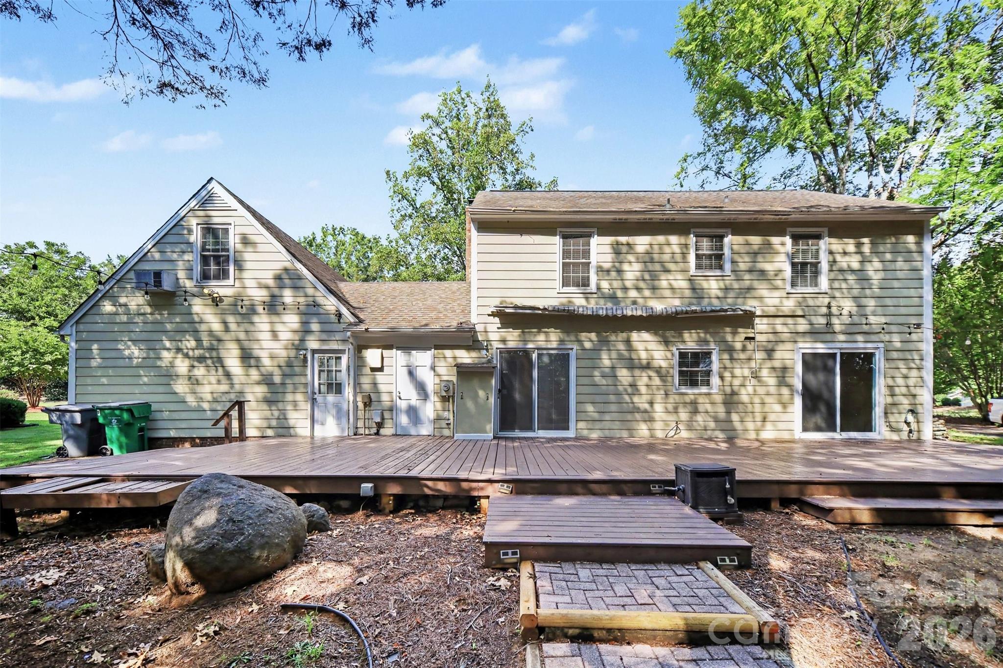 2248 Lawton Bluff Road — Charlotte