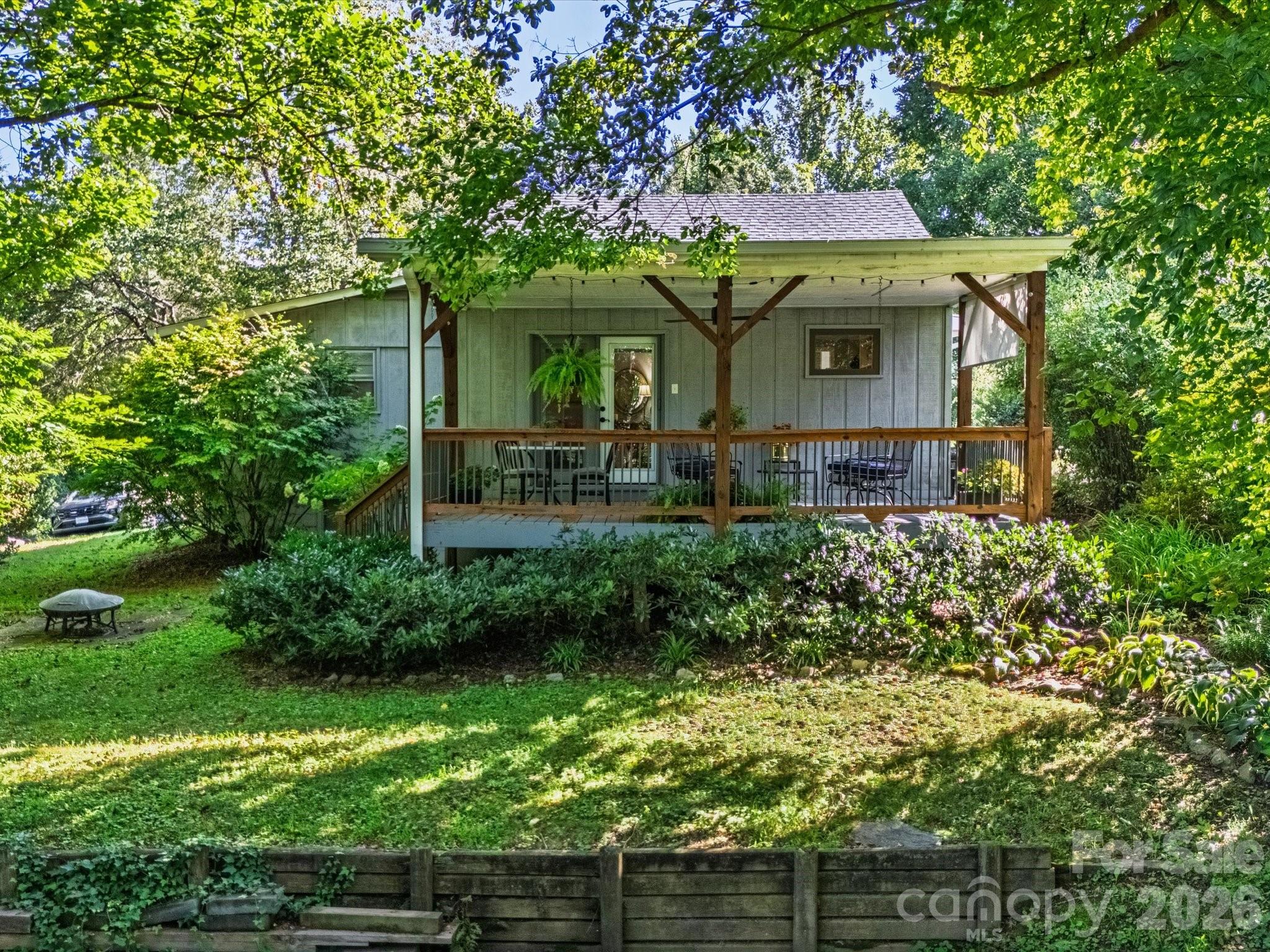 110 Aurora Drive — Asheville