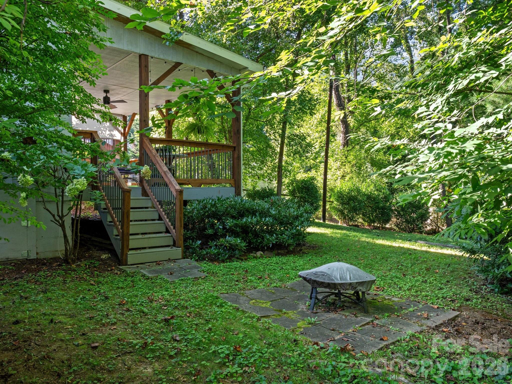 110 Aurora Drive — Asheville