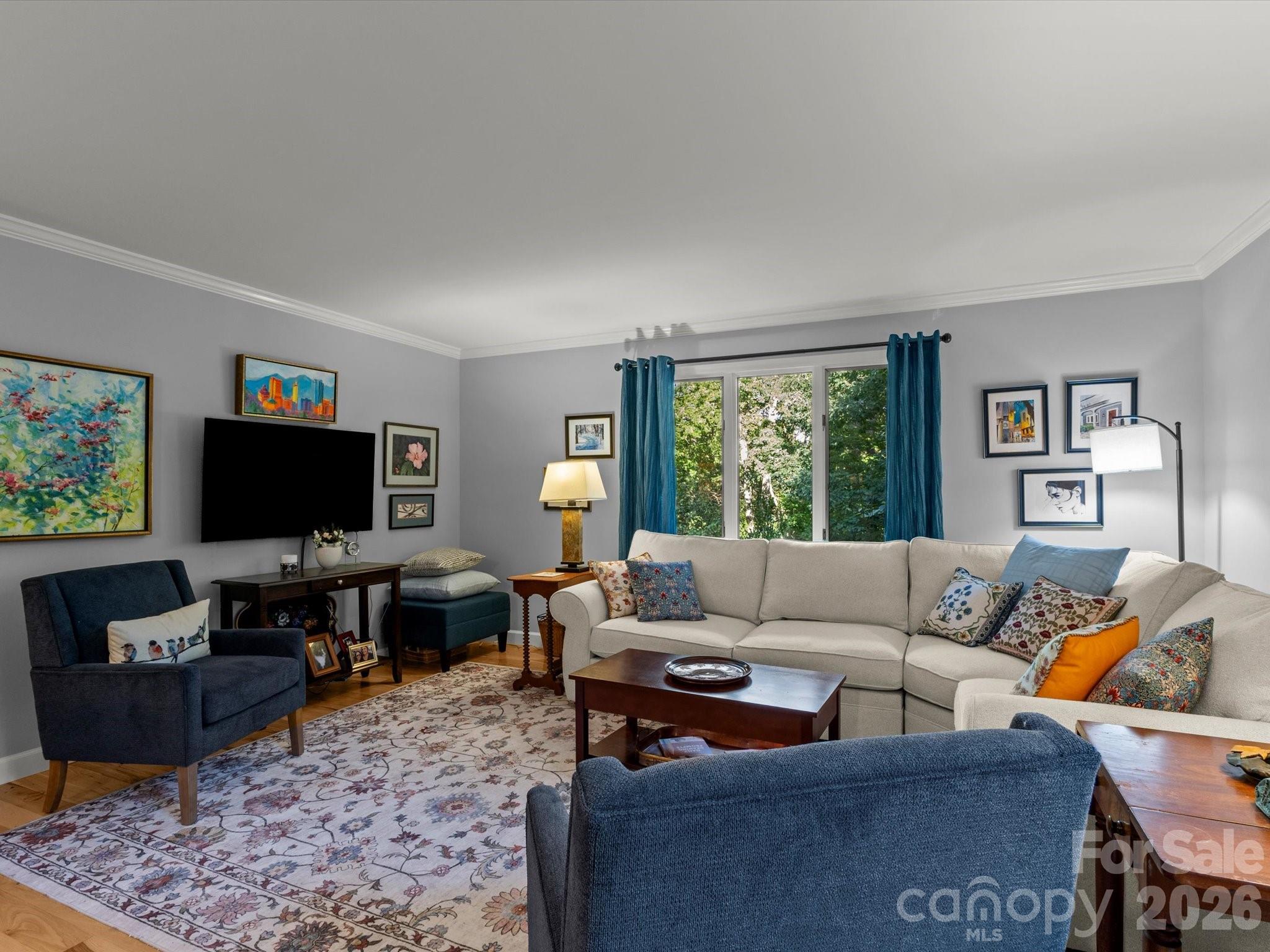 110 Aurora Drive — Asheville