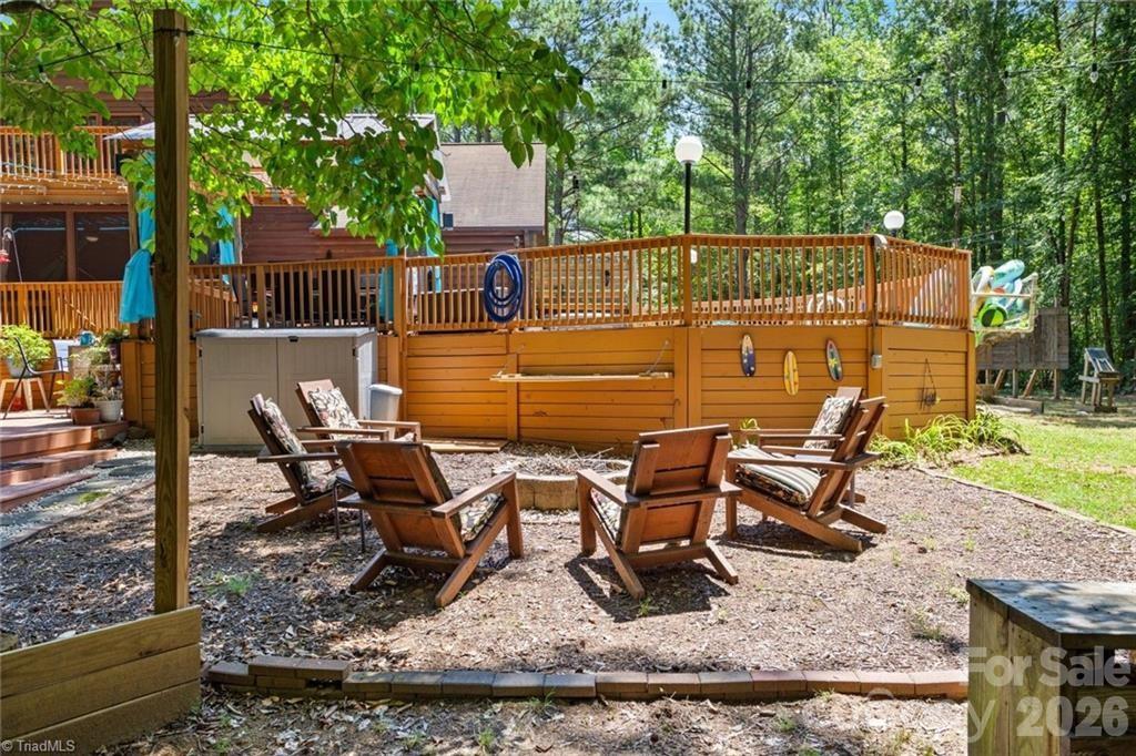 143 Mohegan Trail — Mocksville