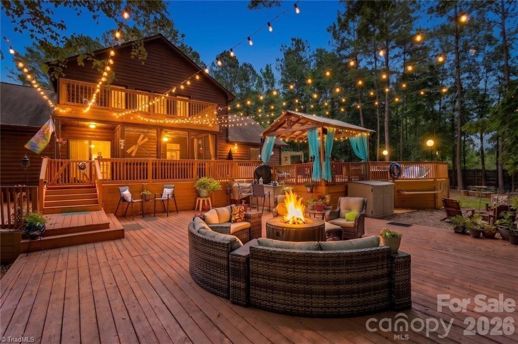 143 Mohegan Trail — Mocksville