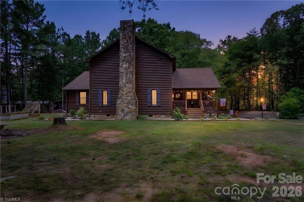 143 Mohegan Trail — Mocksville