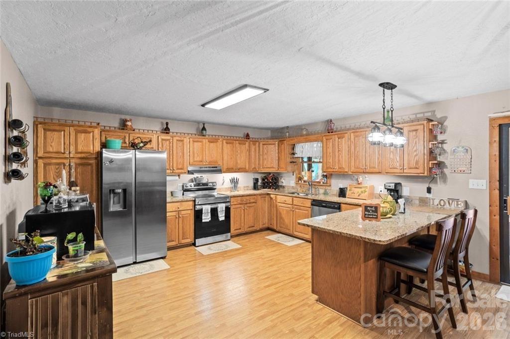 143 Mohegan Trail — Mocksville