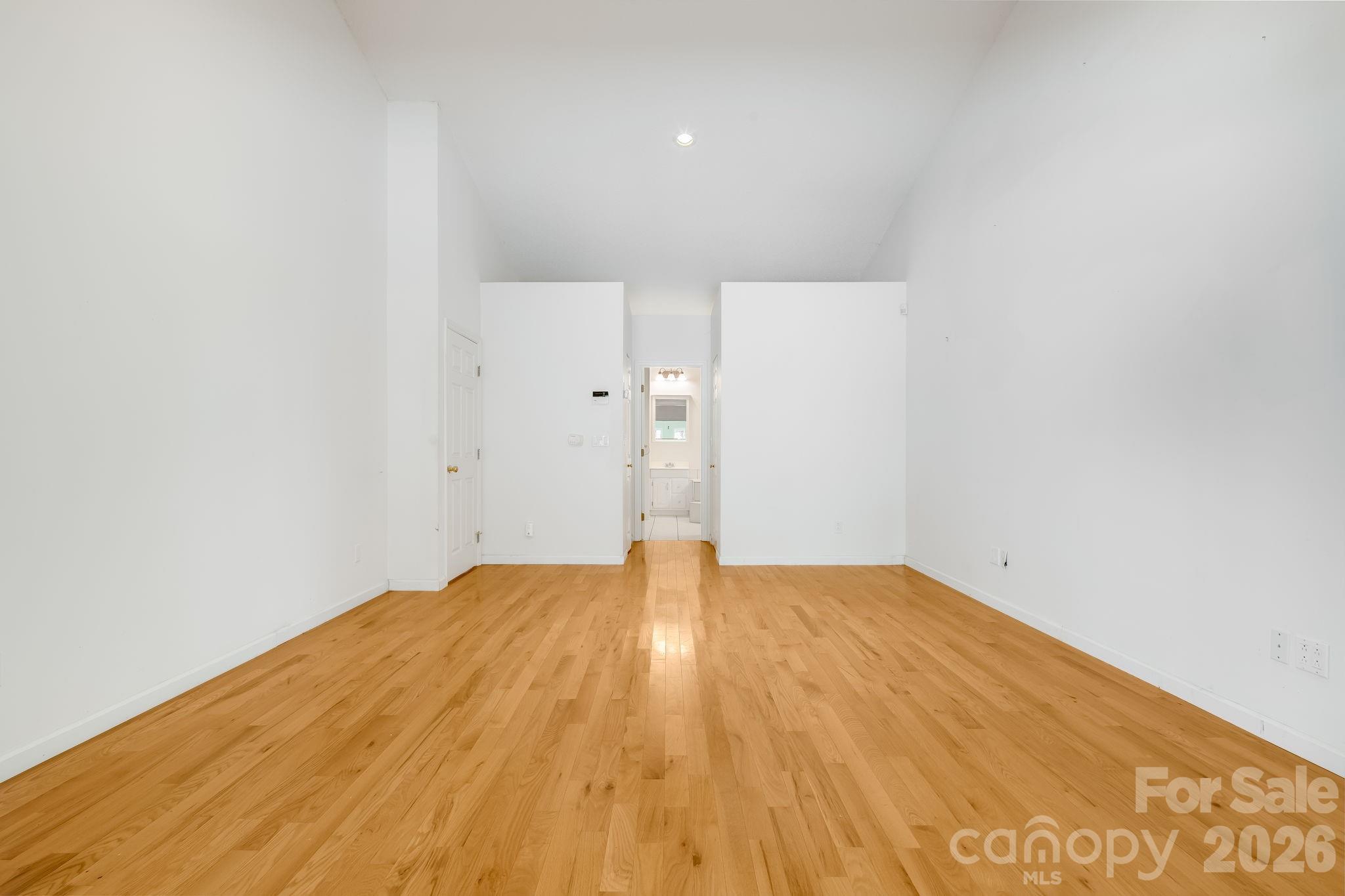 225 Arbor Lane — Hendersonville