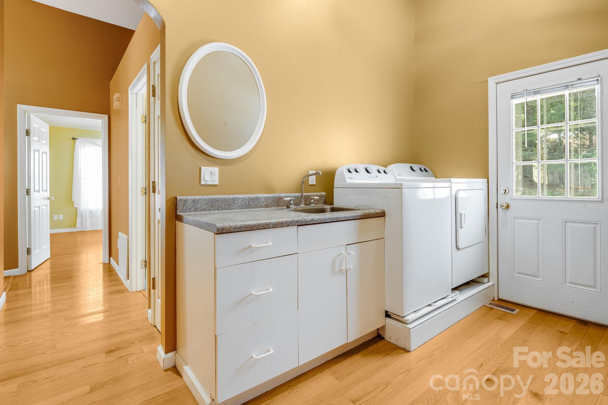225 Arbor Lane — Hendersonville