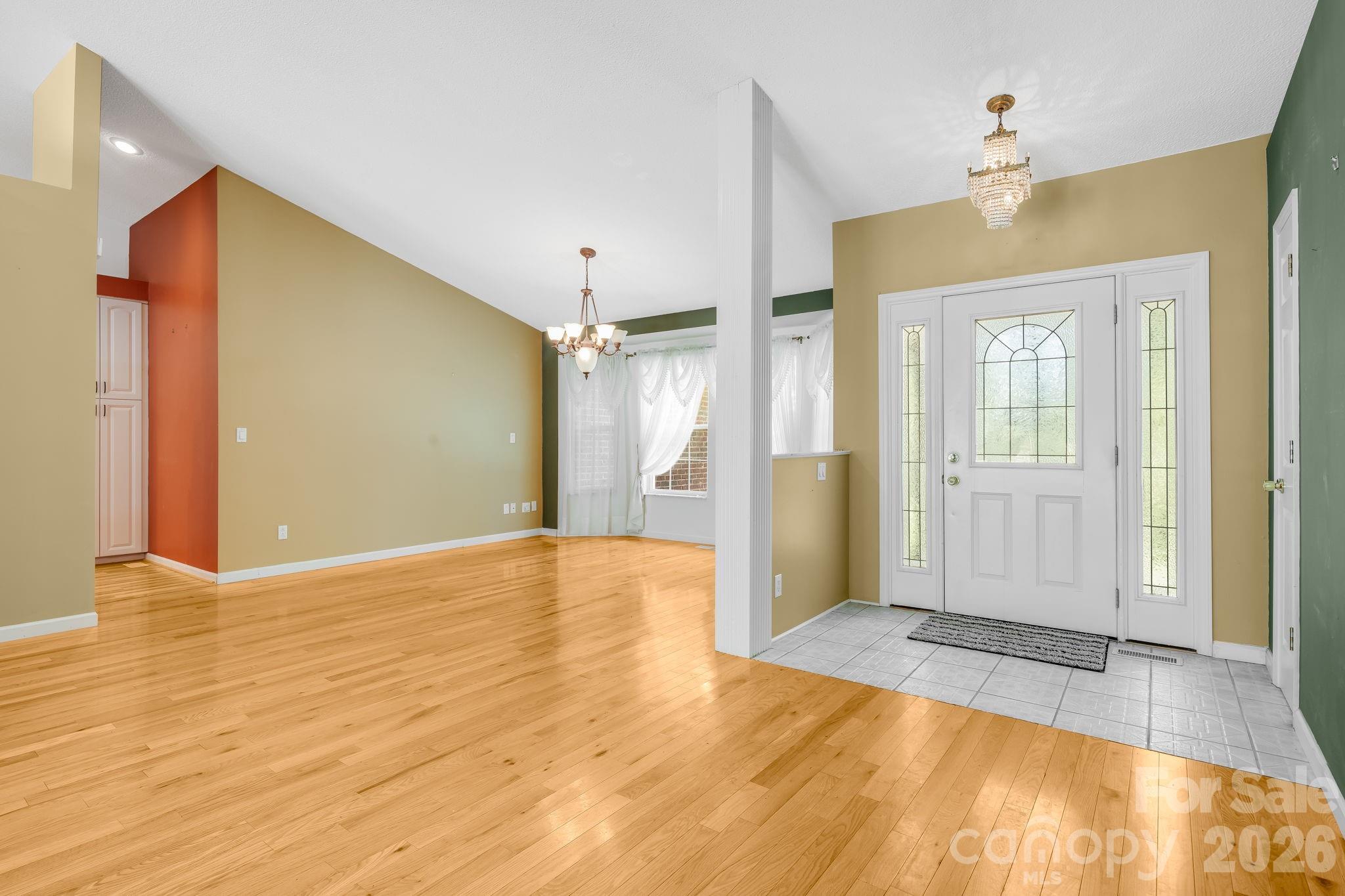 225 Arbor Lane — Hendersonville