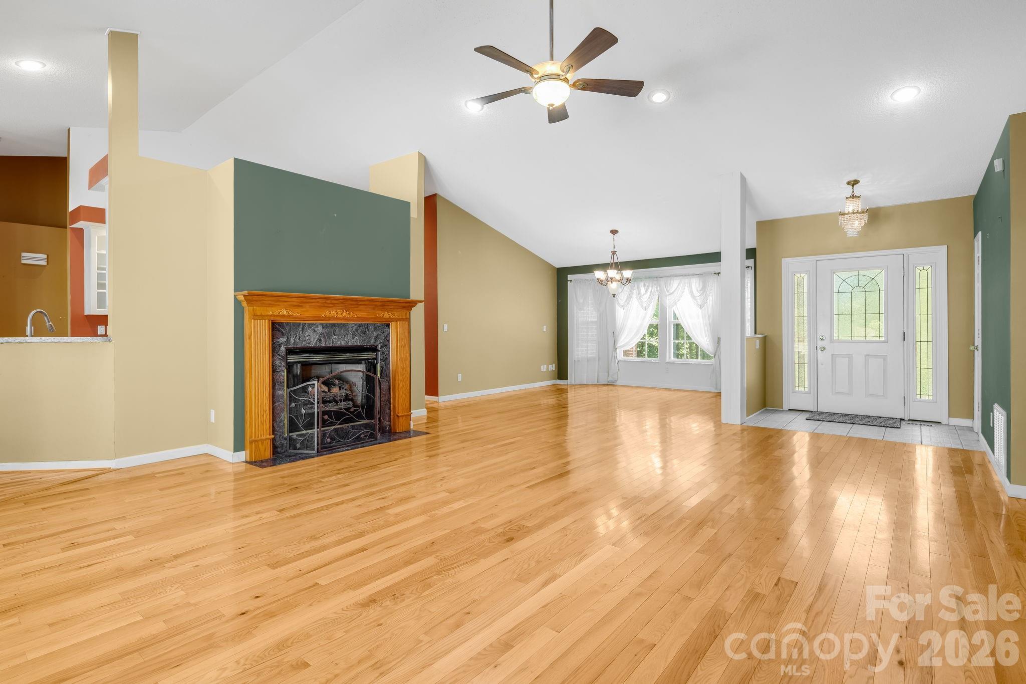 225 Arbor Lane — Hendersonville