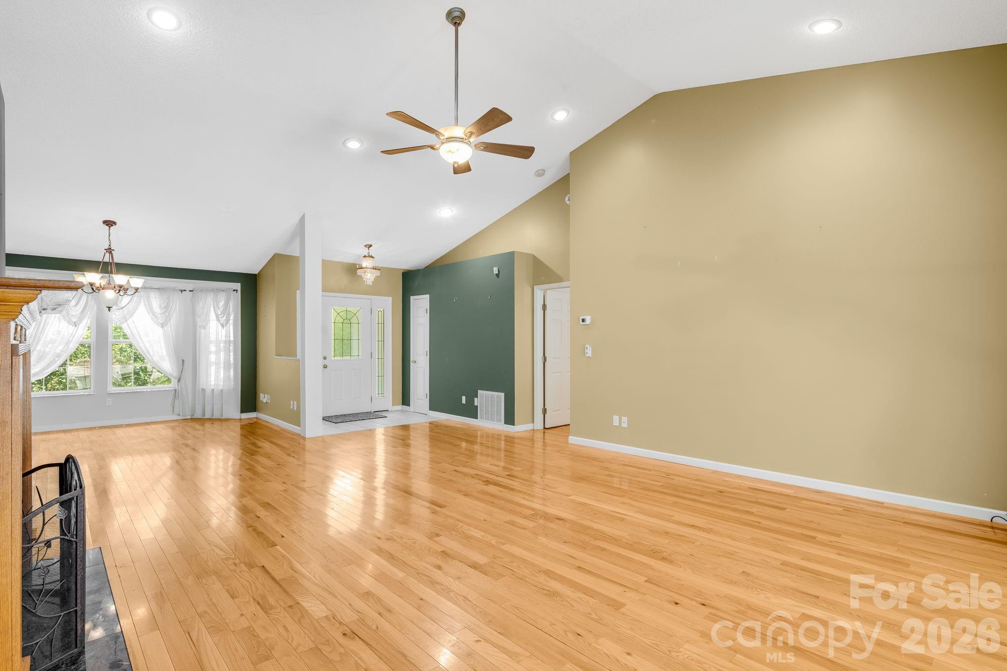 225 Arbor Lane — Hendersonville