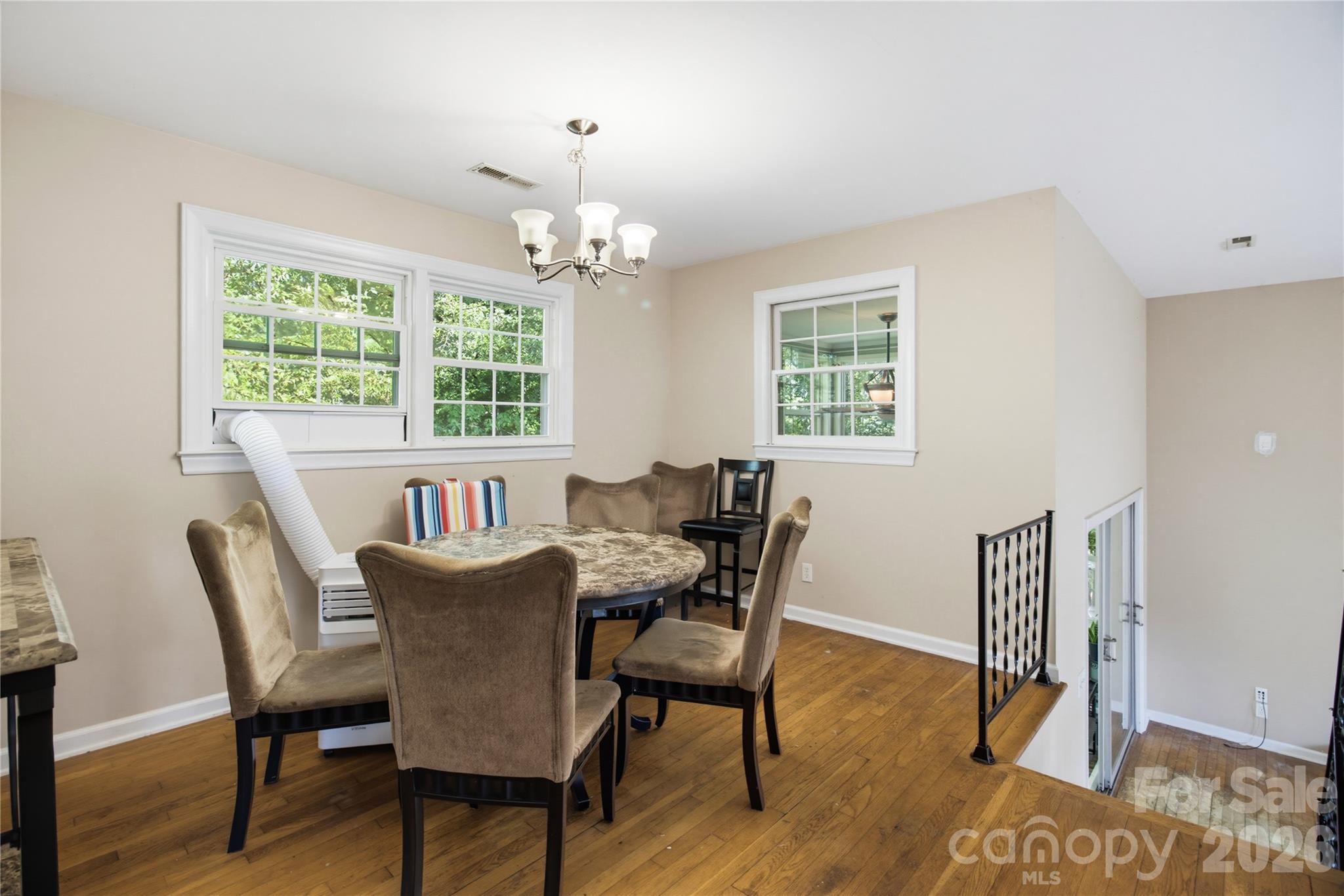 5675 Sweetbriar Road — Pfafftown