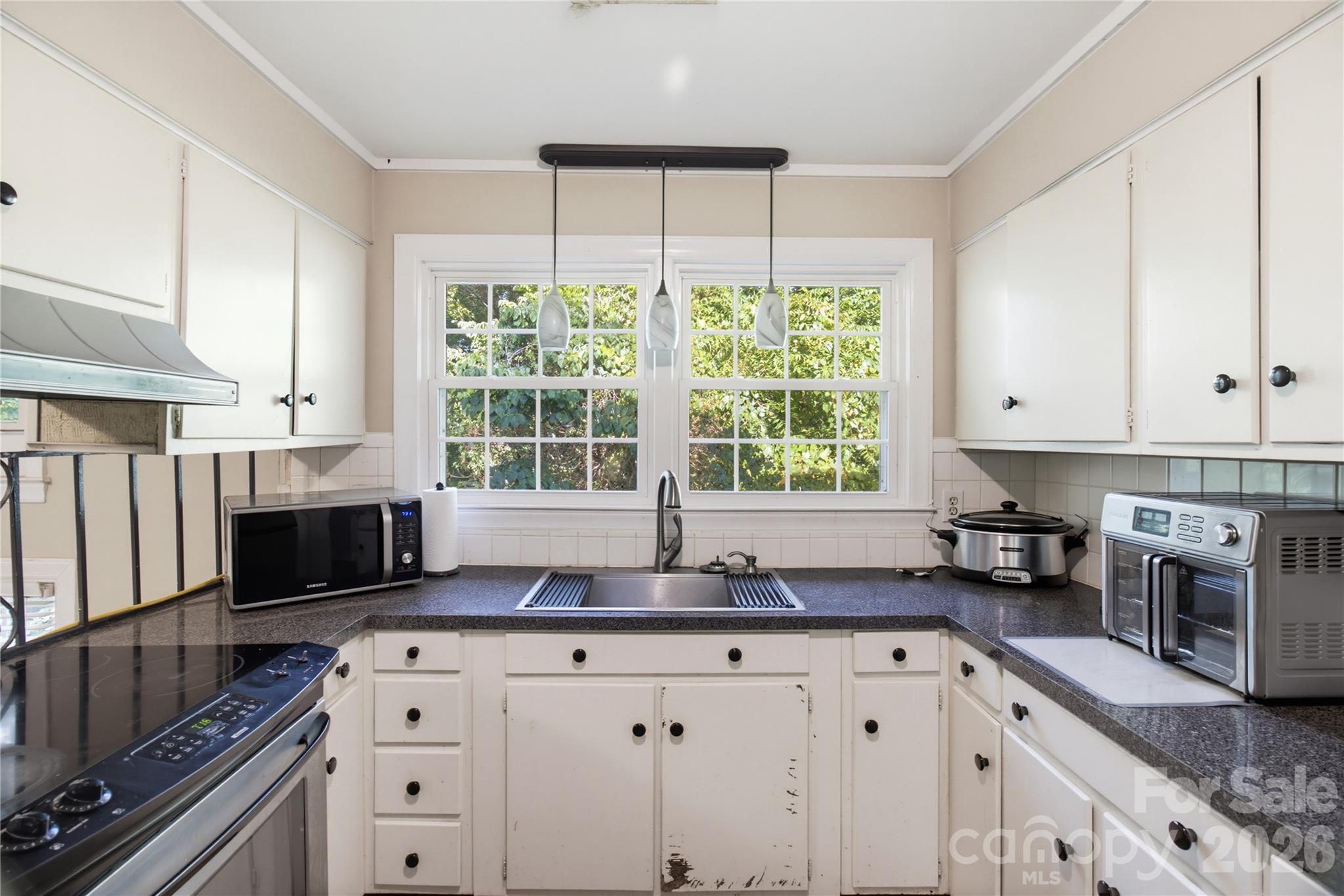 5675 Sweetbriar Road — Pfafftown