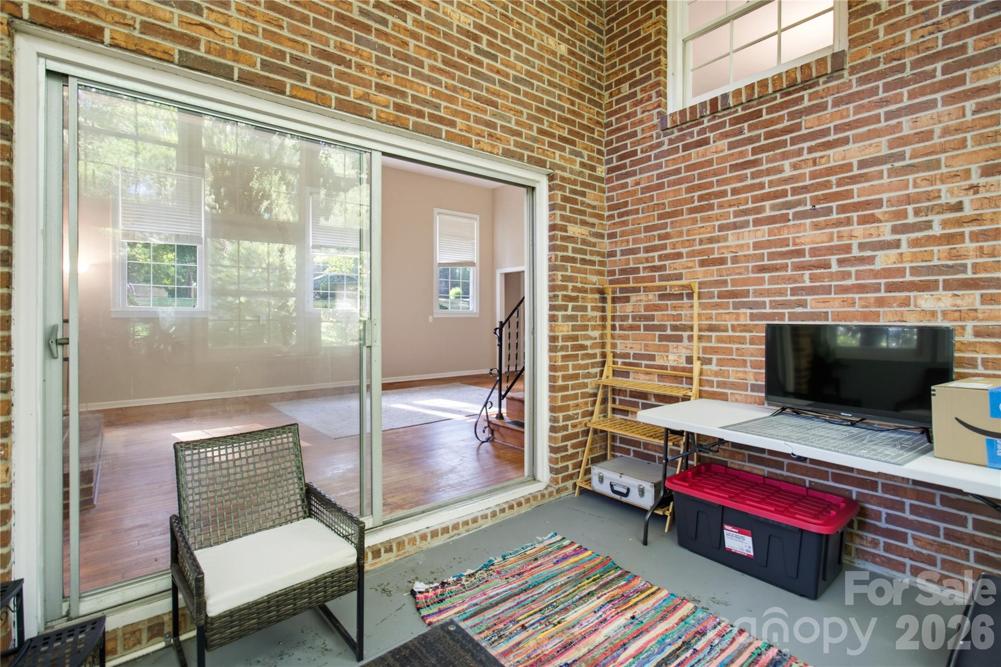 5675 Sweetbriar Road — Pfafftown