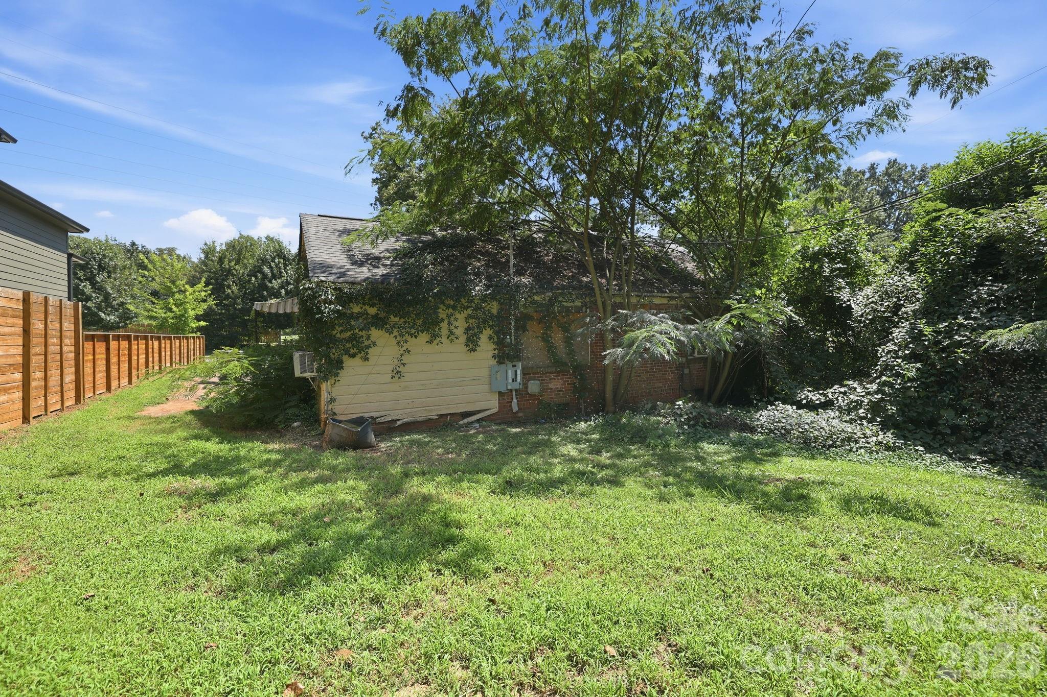 2840 Cowles Road — Charlotte