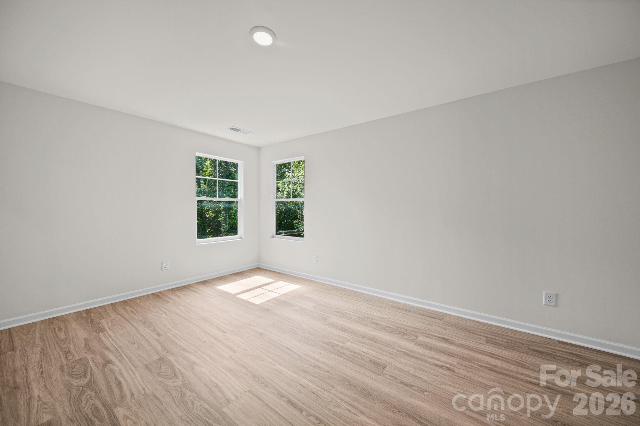 203 Hermitage Court — Shelby