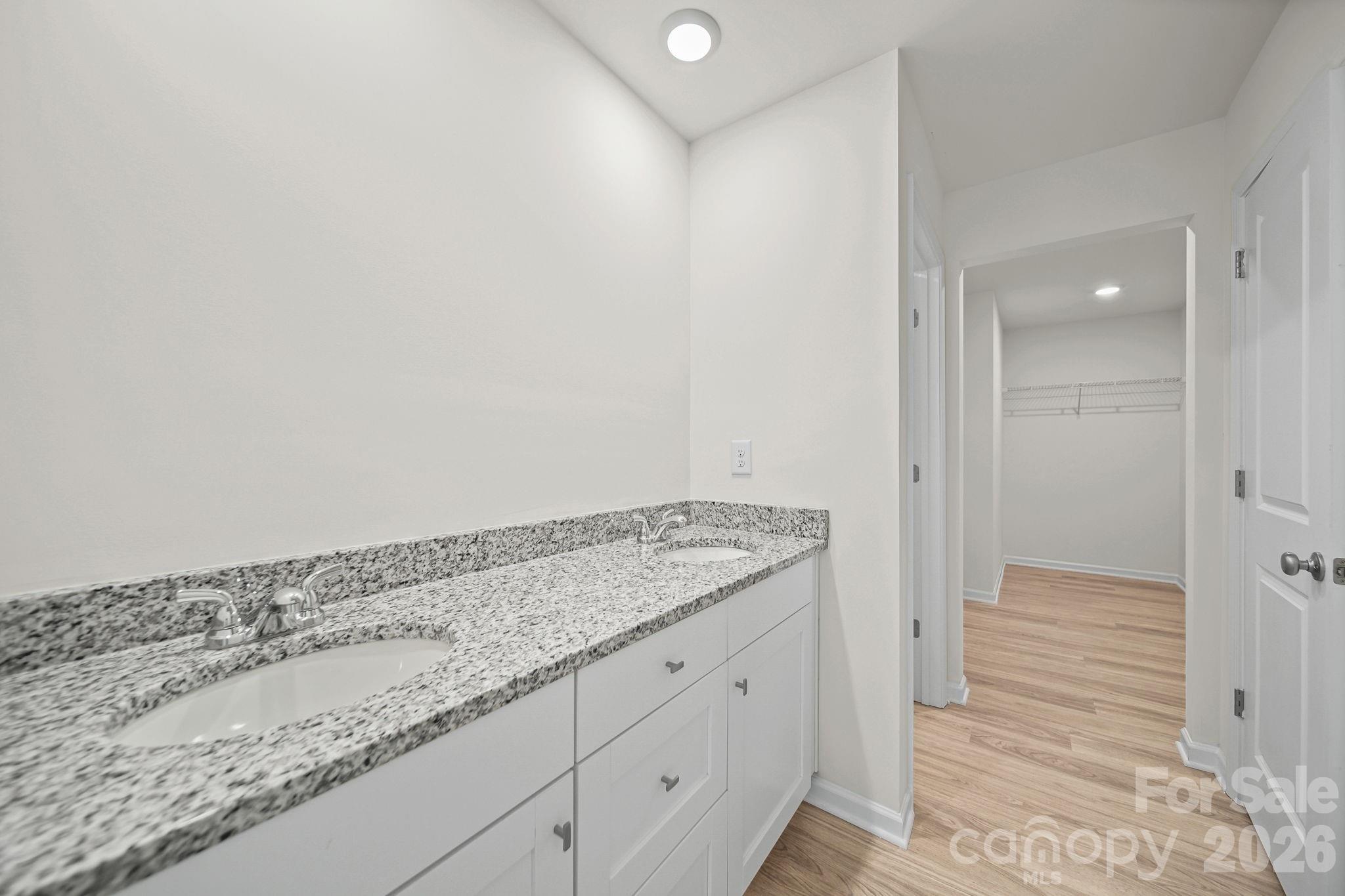 203 Hermitage Court — Shelby