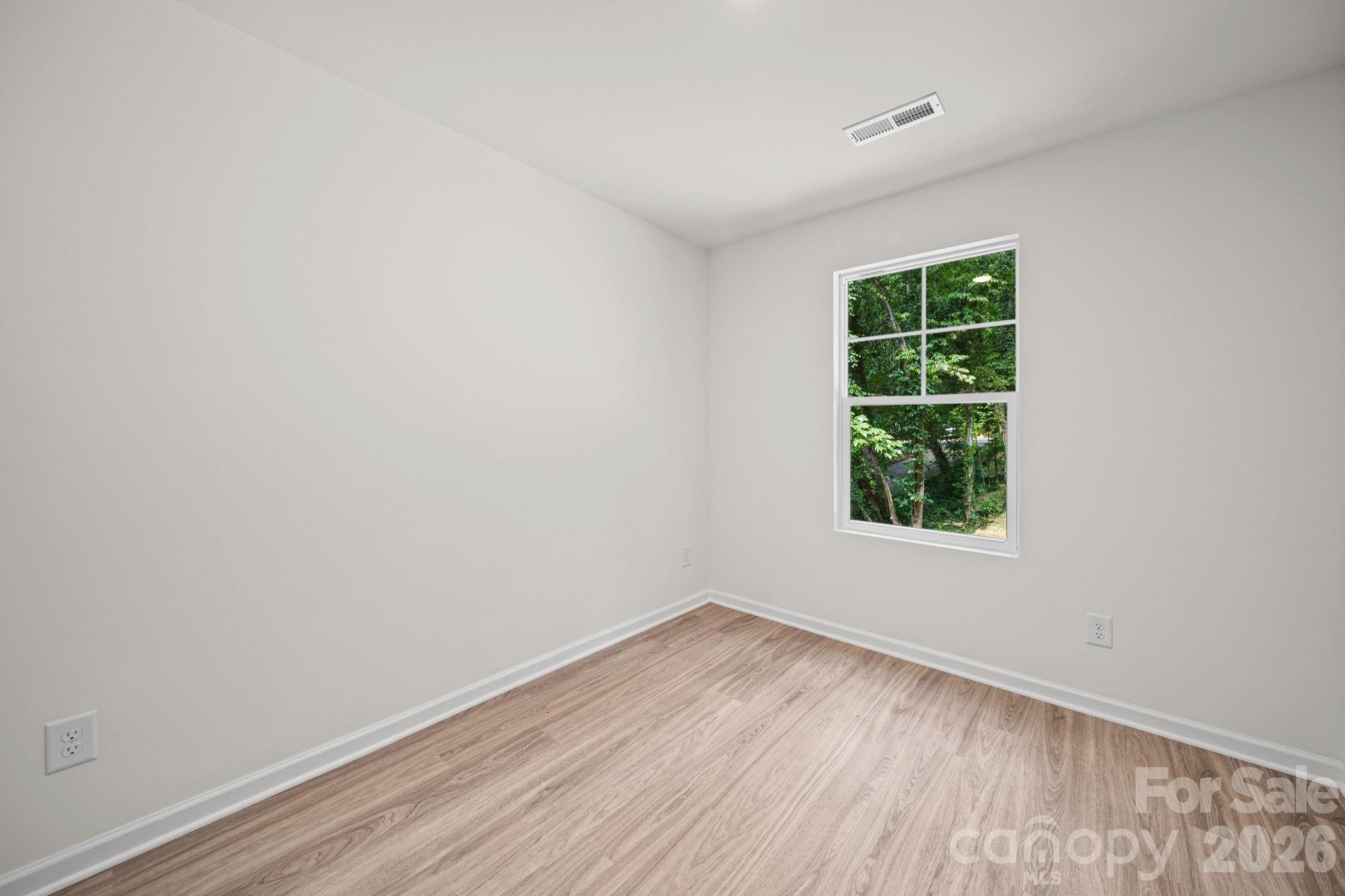 203 Hermitage Court — Shelby