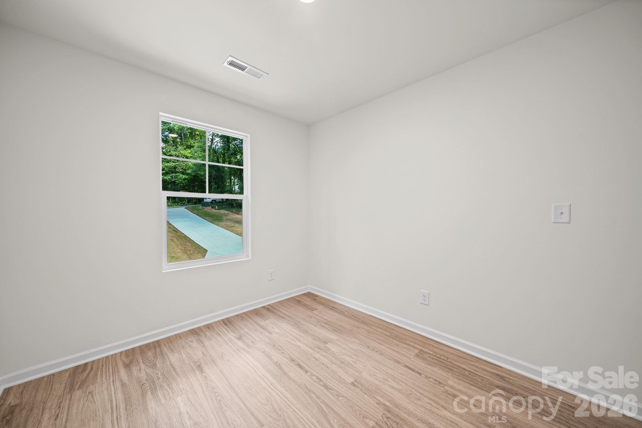 203 Hermitage Court — Shelby