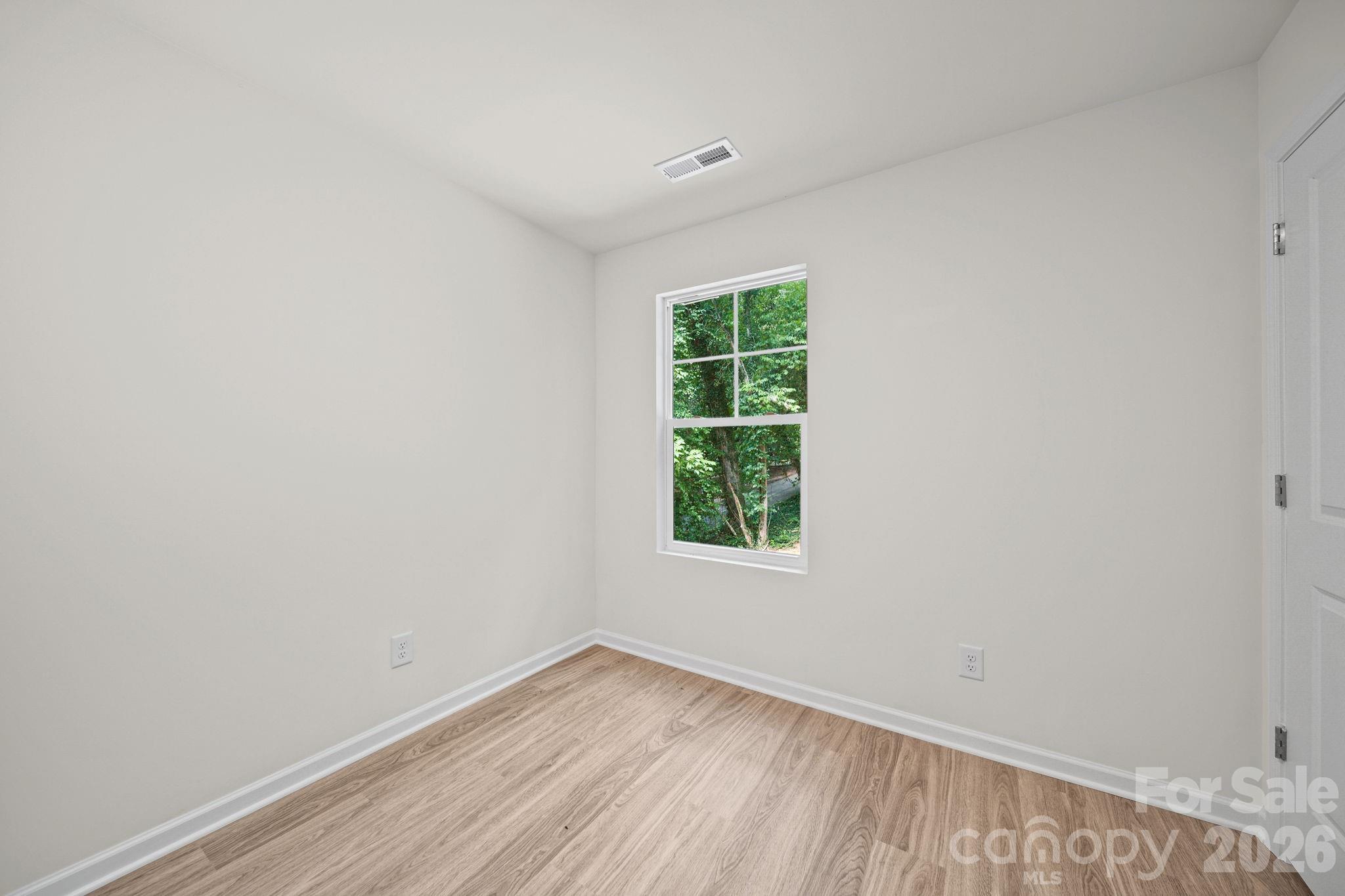 203 Hermitage Court — Shelby