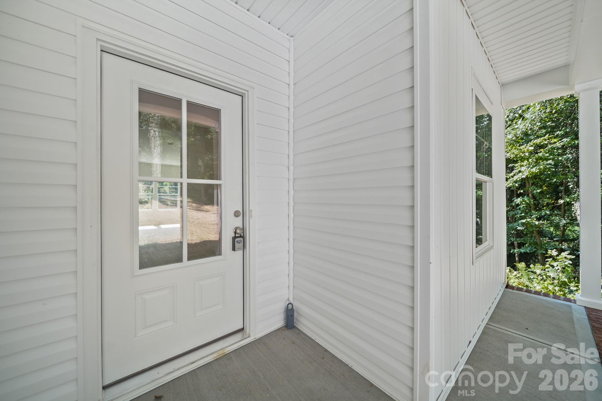 203 Hermitage Court — Shelby