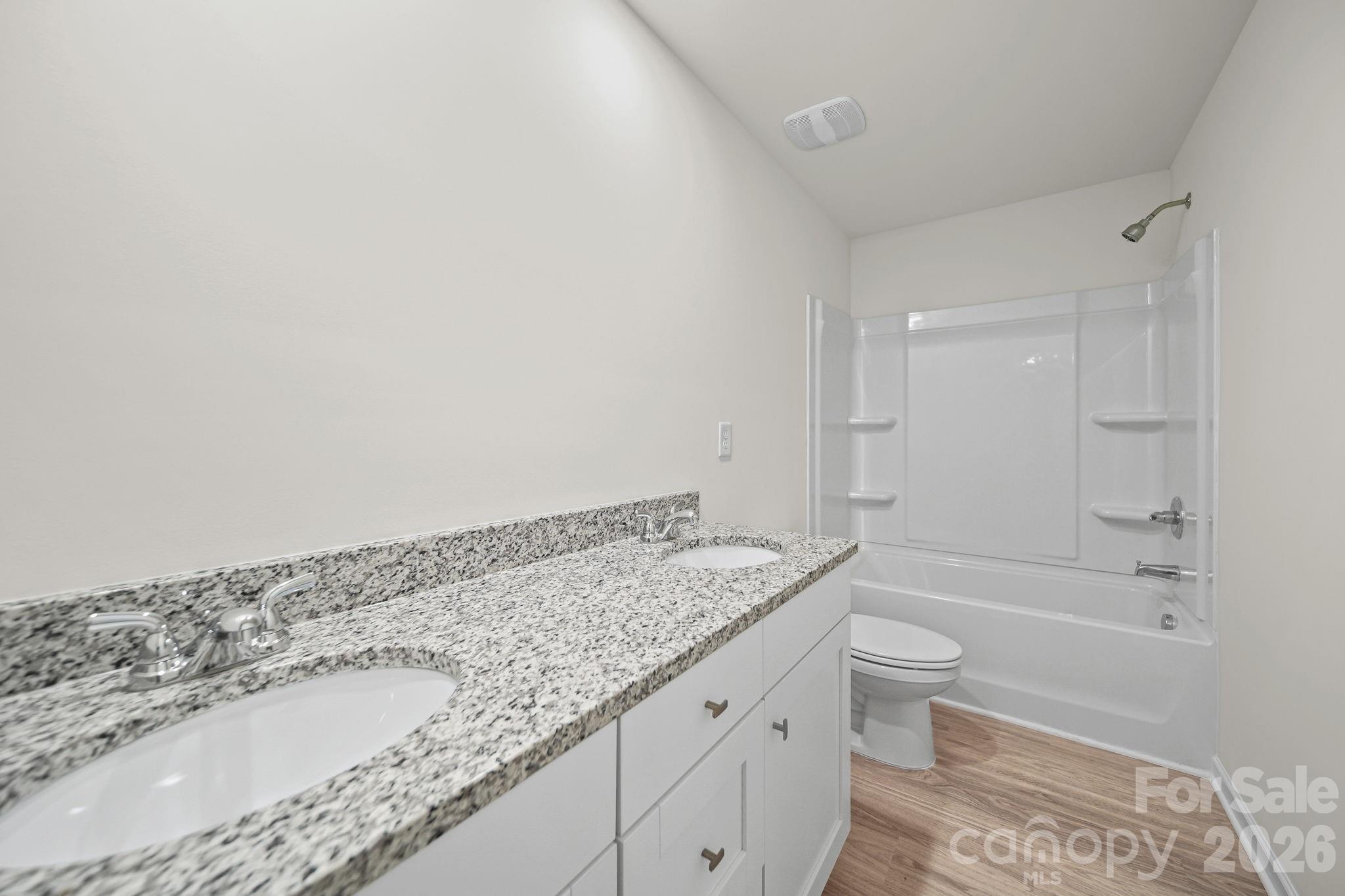 203 Hermitage Court — Shelby