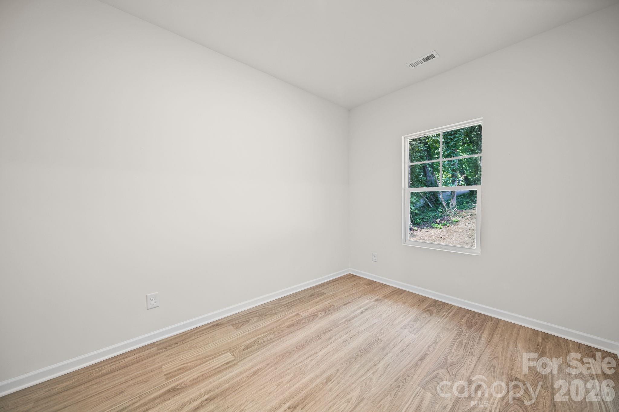 203 Hermitage Court — Shelby