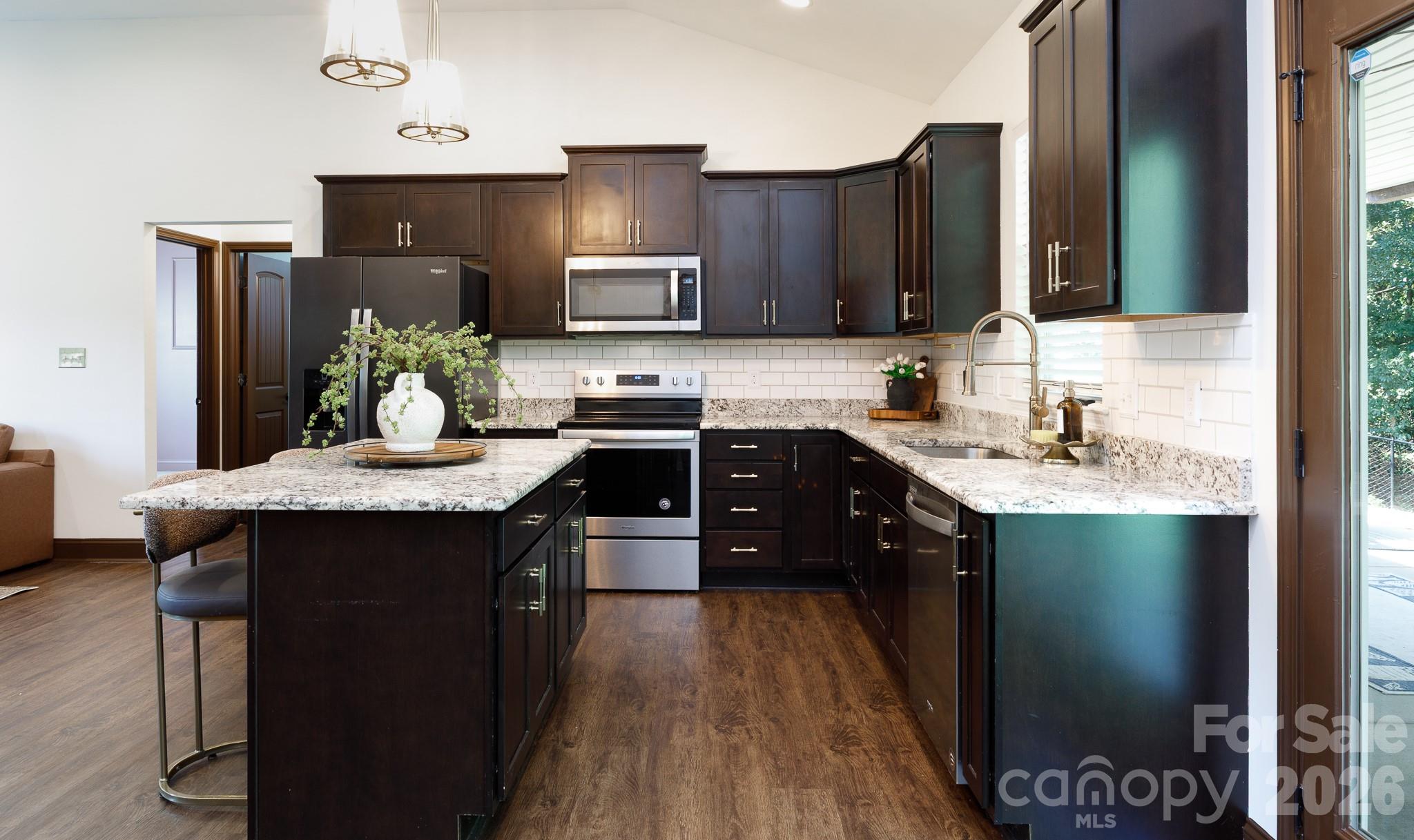 119 Fairmont Street — Clover