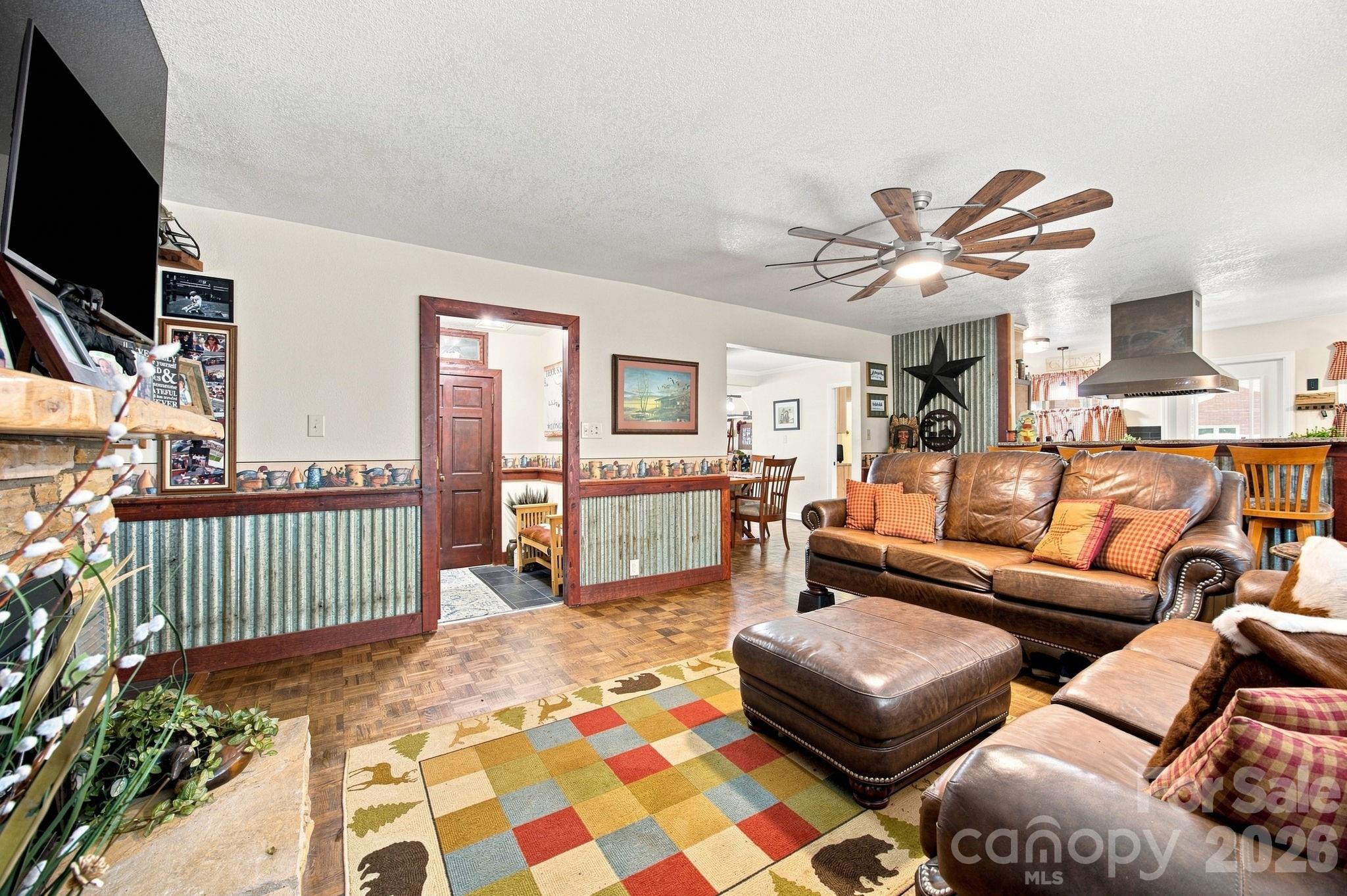 305 Heritage Circle — Statesville