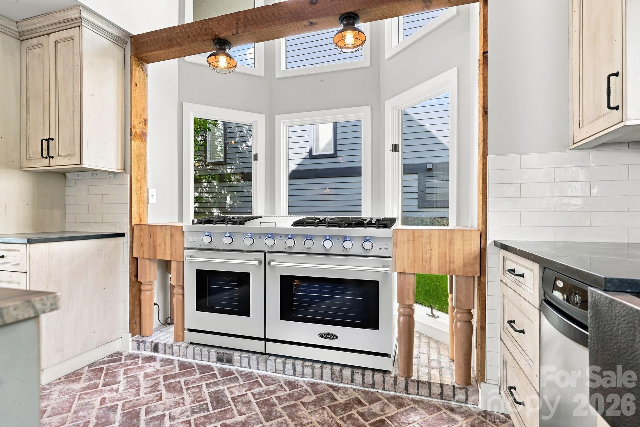 155 Winding Meadows Drive — Flat Rock