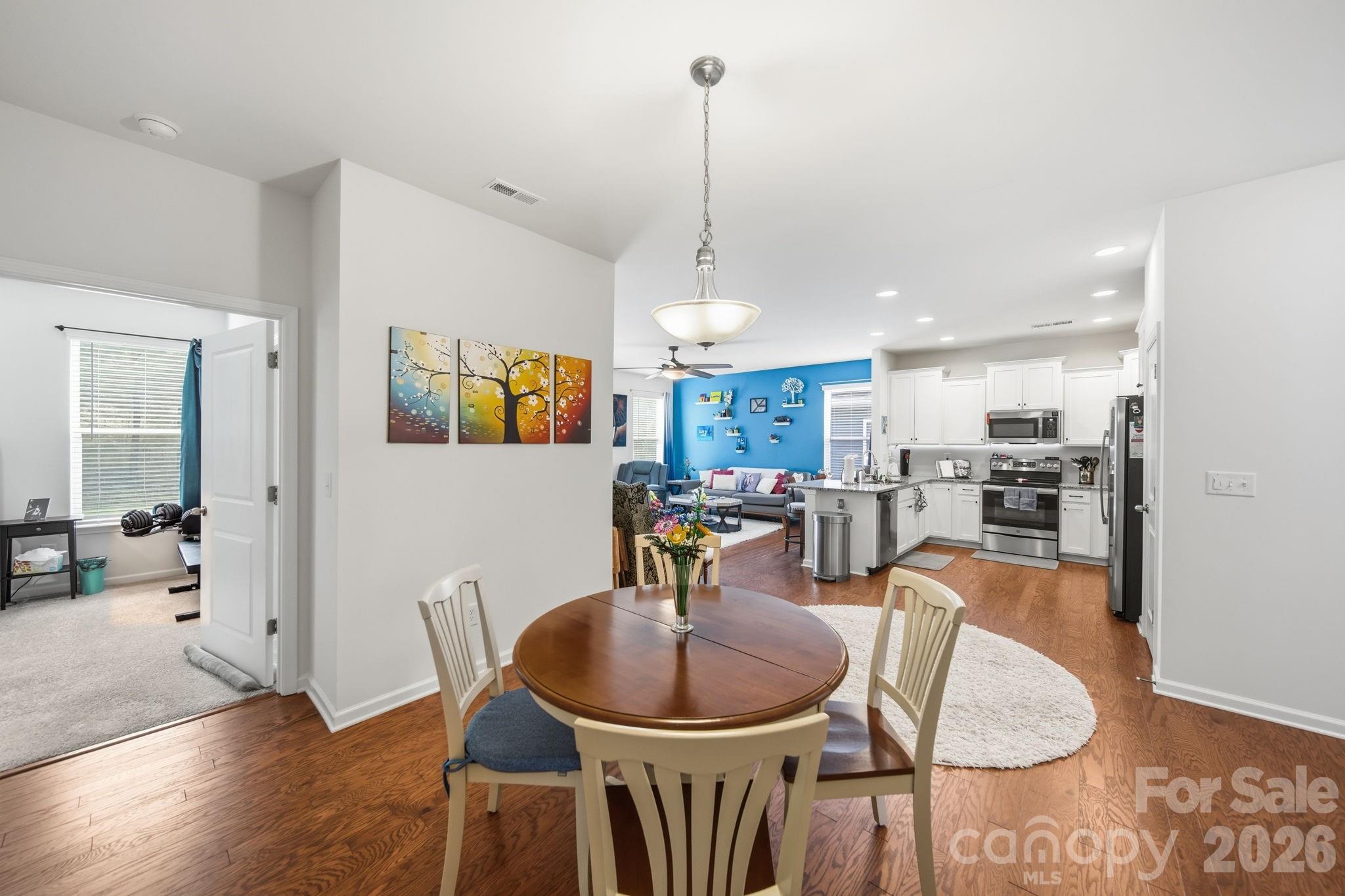 7203 Chrysanthemum Road — Lancaster