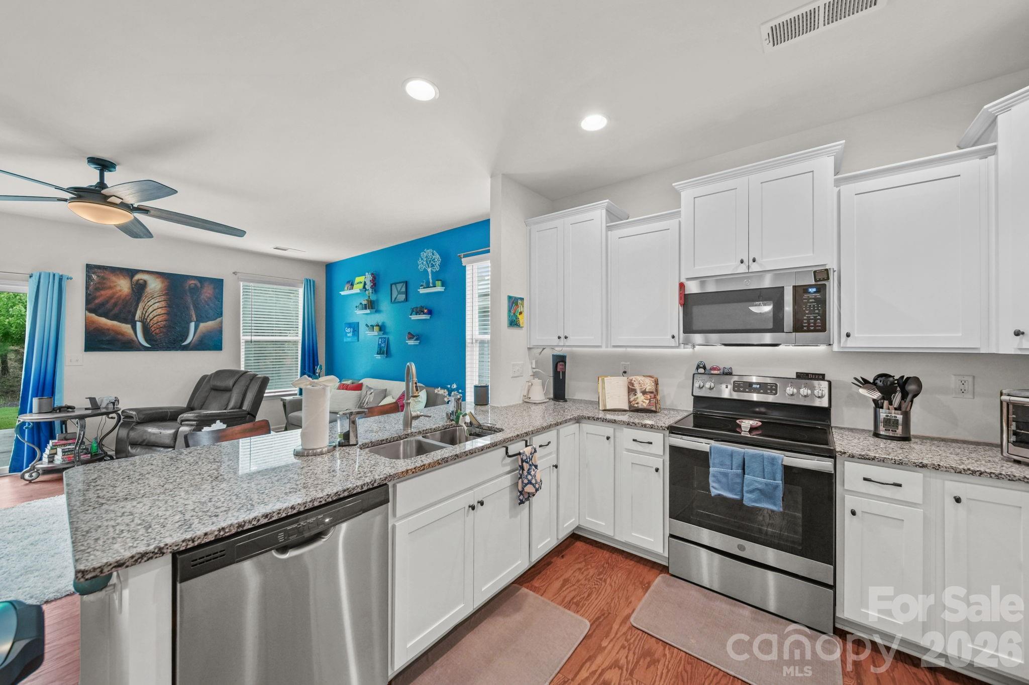 7203 Chrysanthemum Road — Lancaster