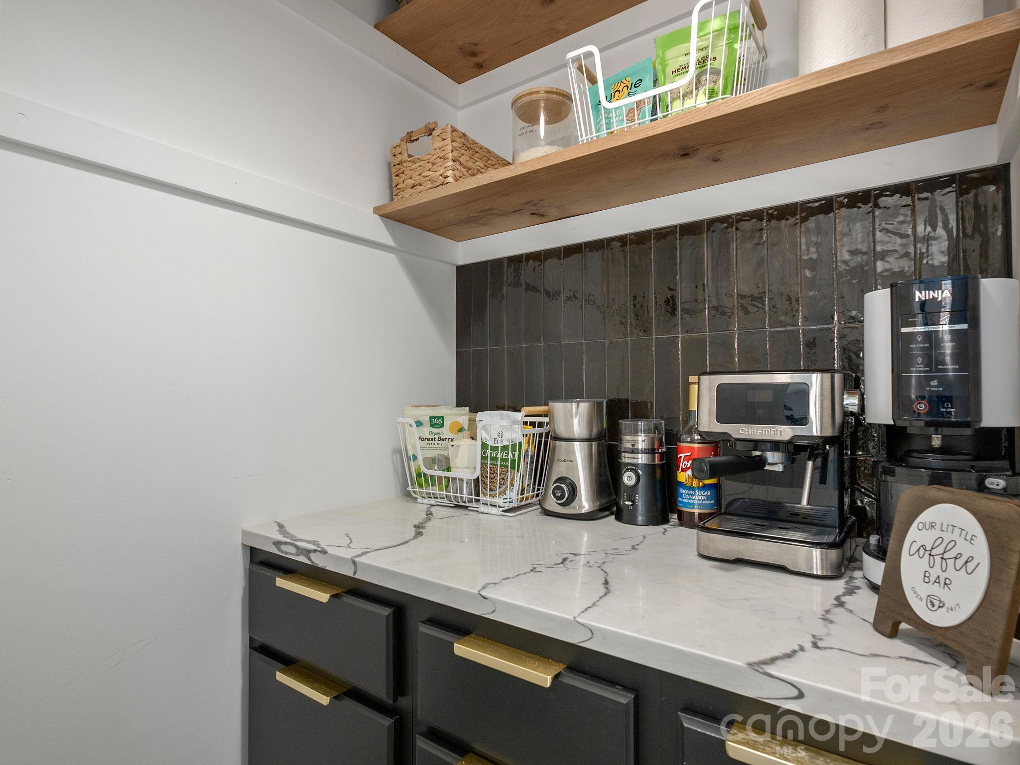 218 Water Leaf Drive — Weaverville
