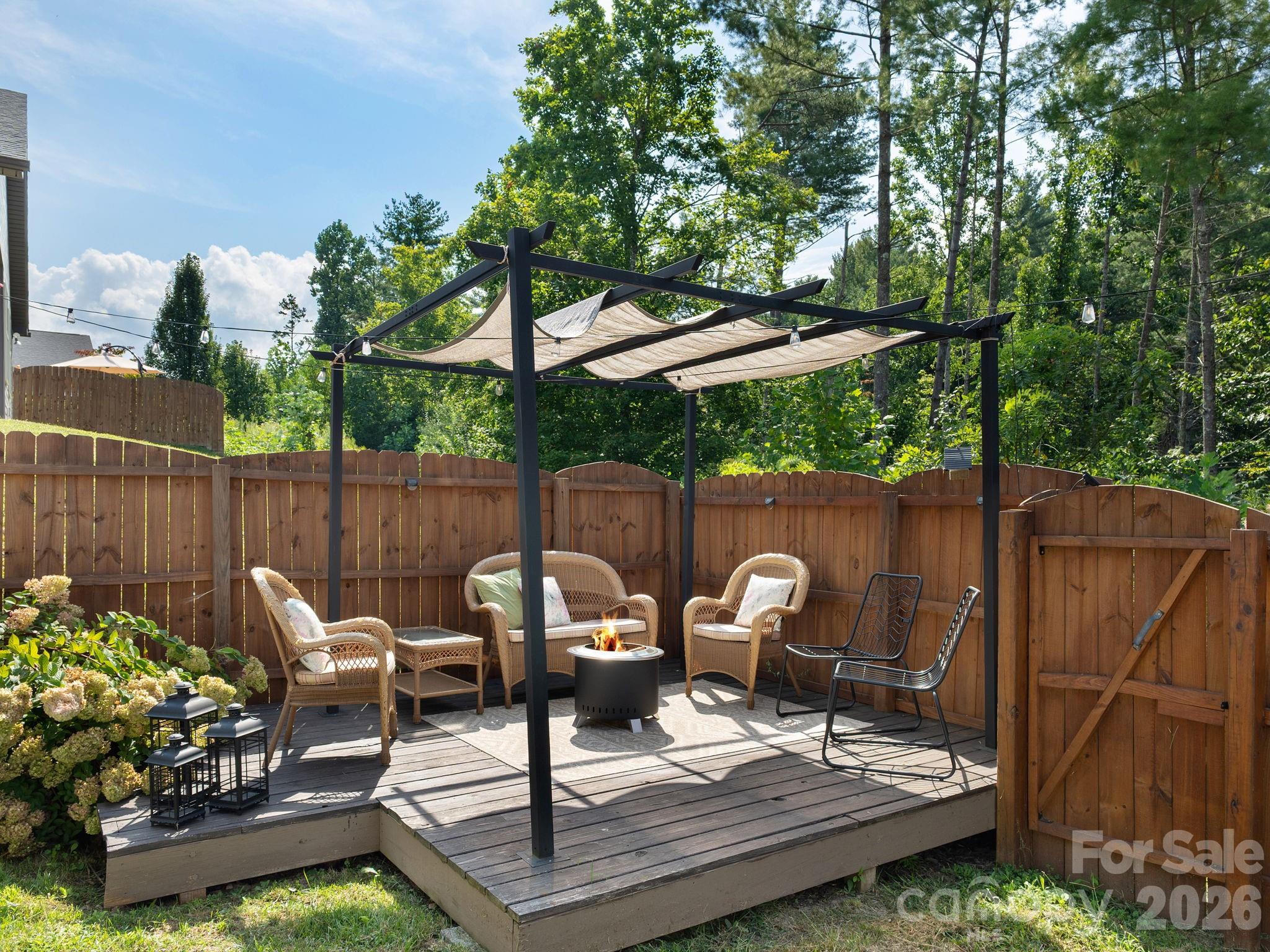 218 Water Leaf Drive — Weaverville