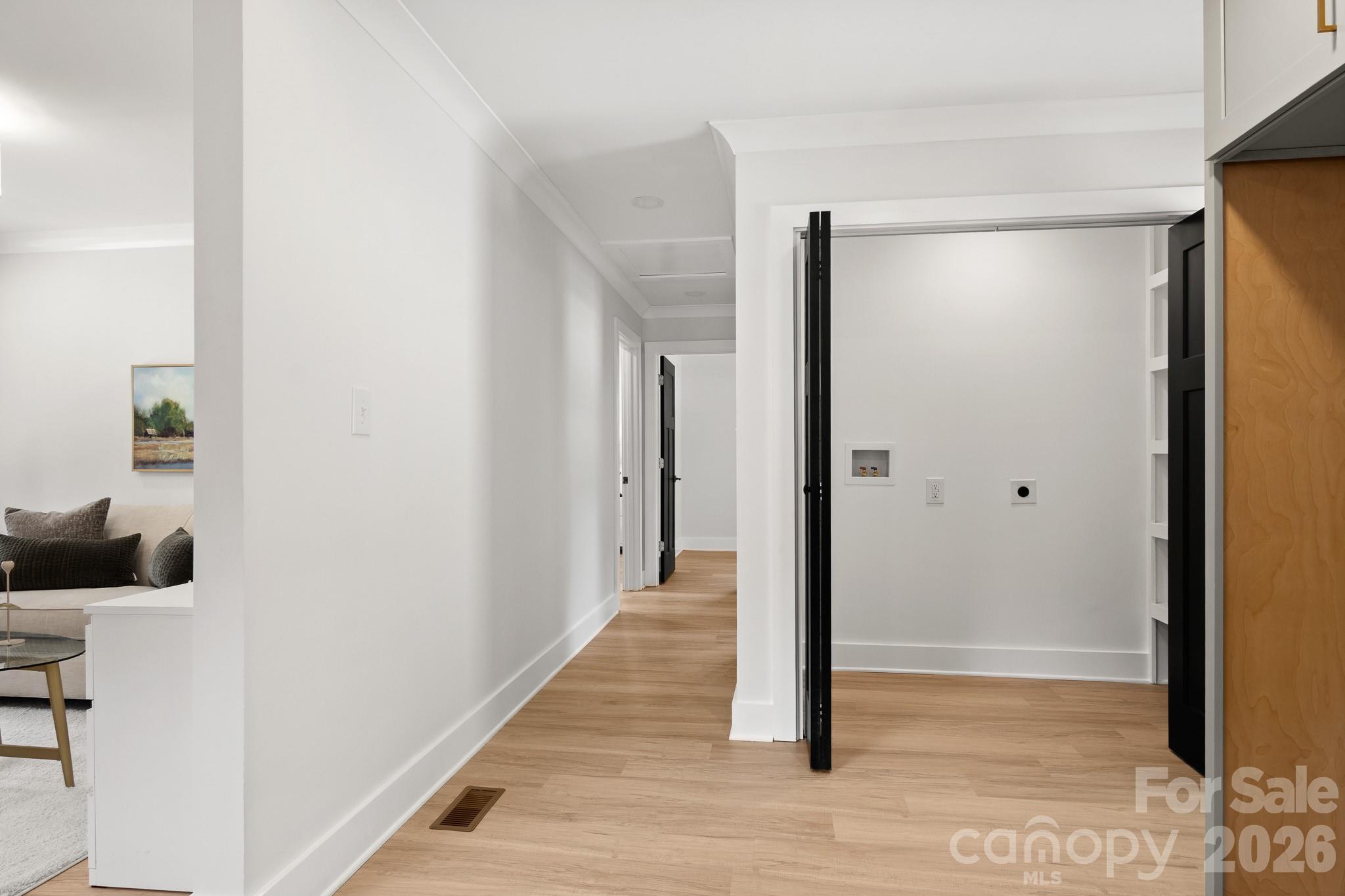546 W Kingston Avenue — Charlotte