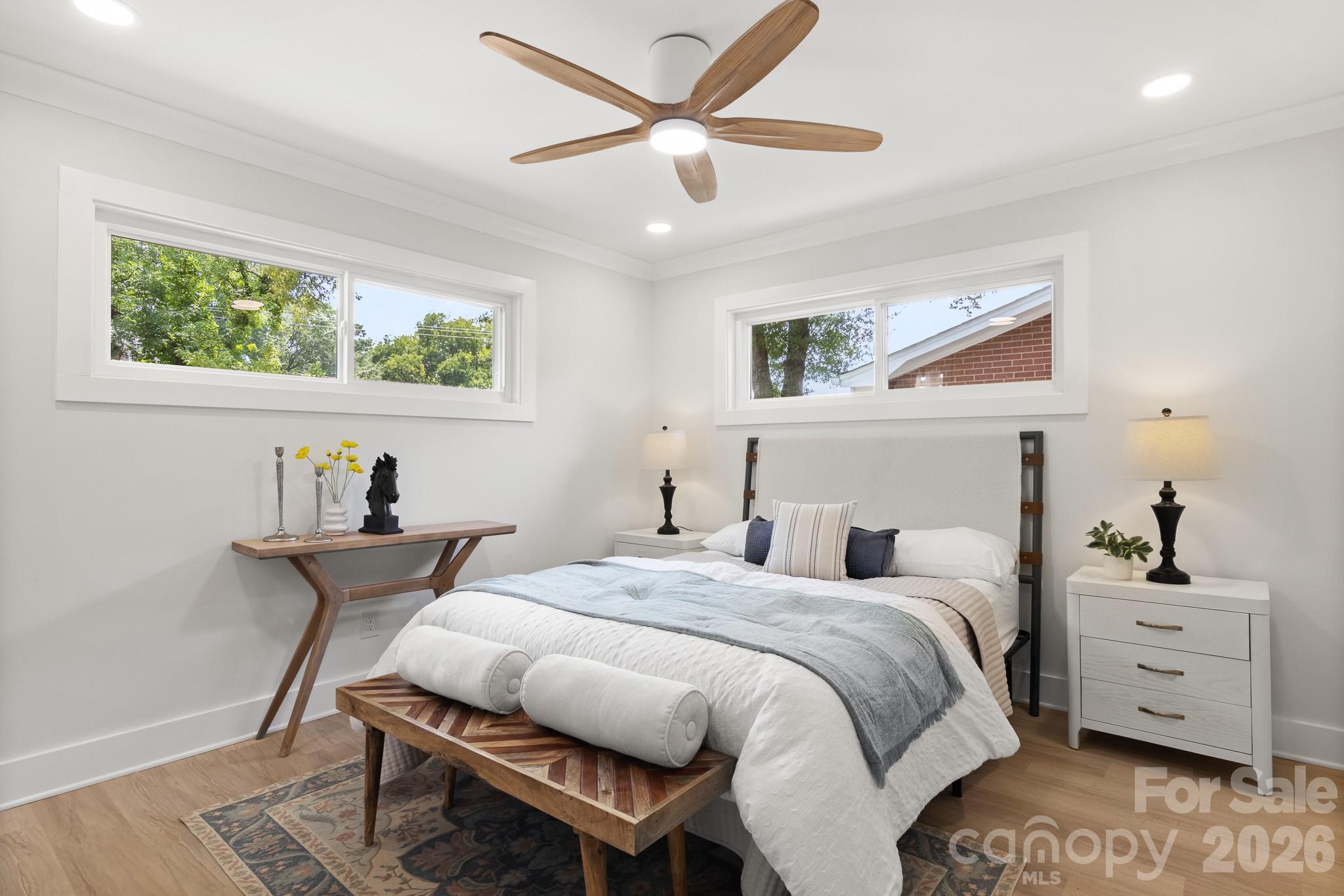 546 W Kingston Avenue — Charlotte