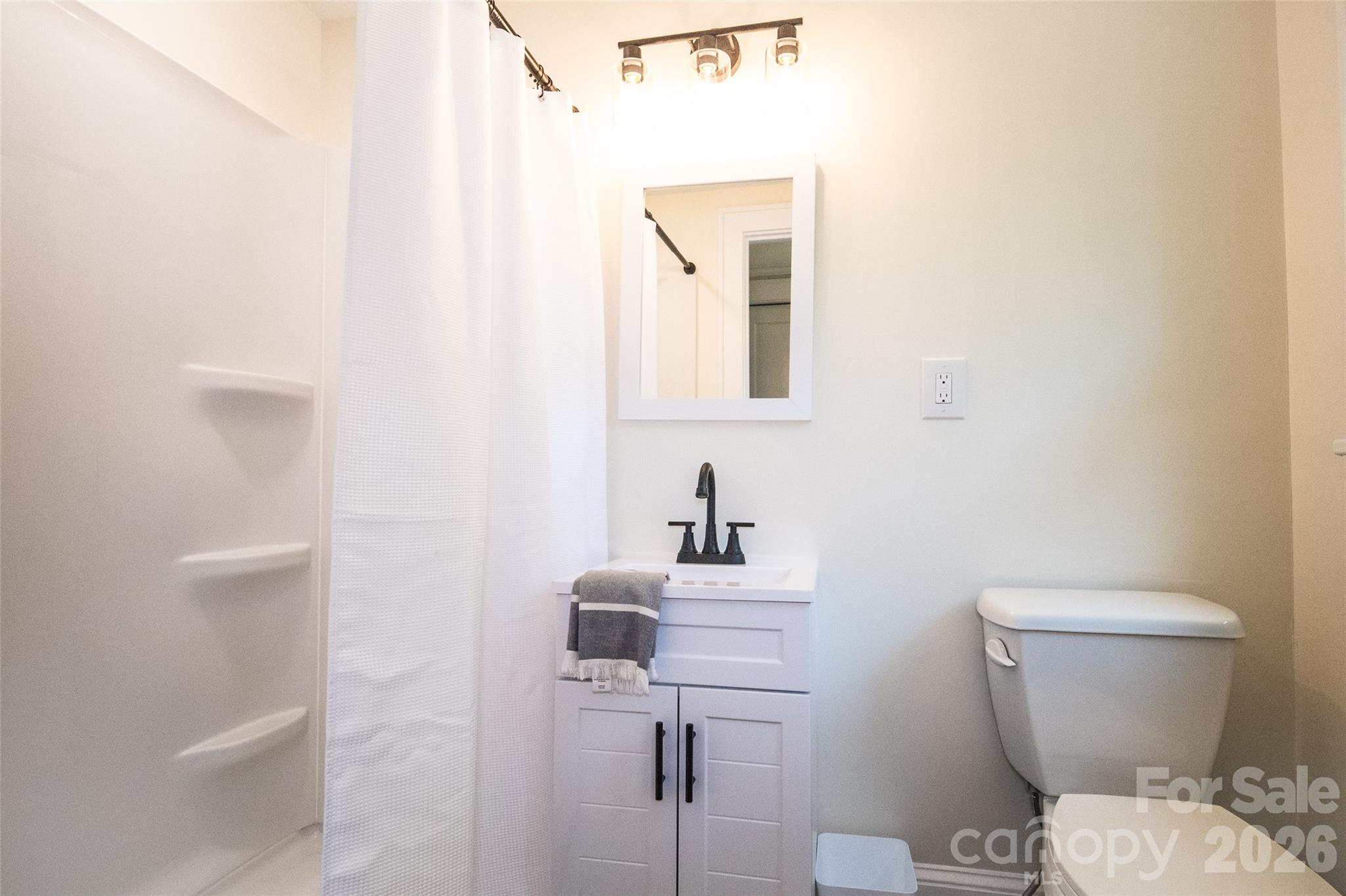 1224 Glenwood Avenue — Salisbury