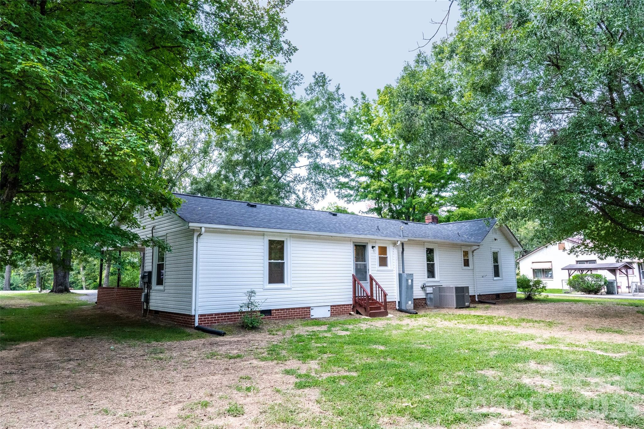 1224 Glenwood Avenue — Salisbury