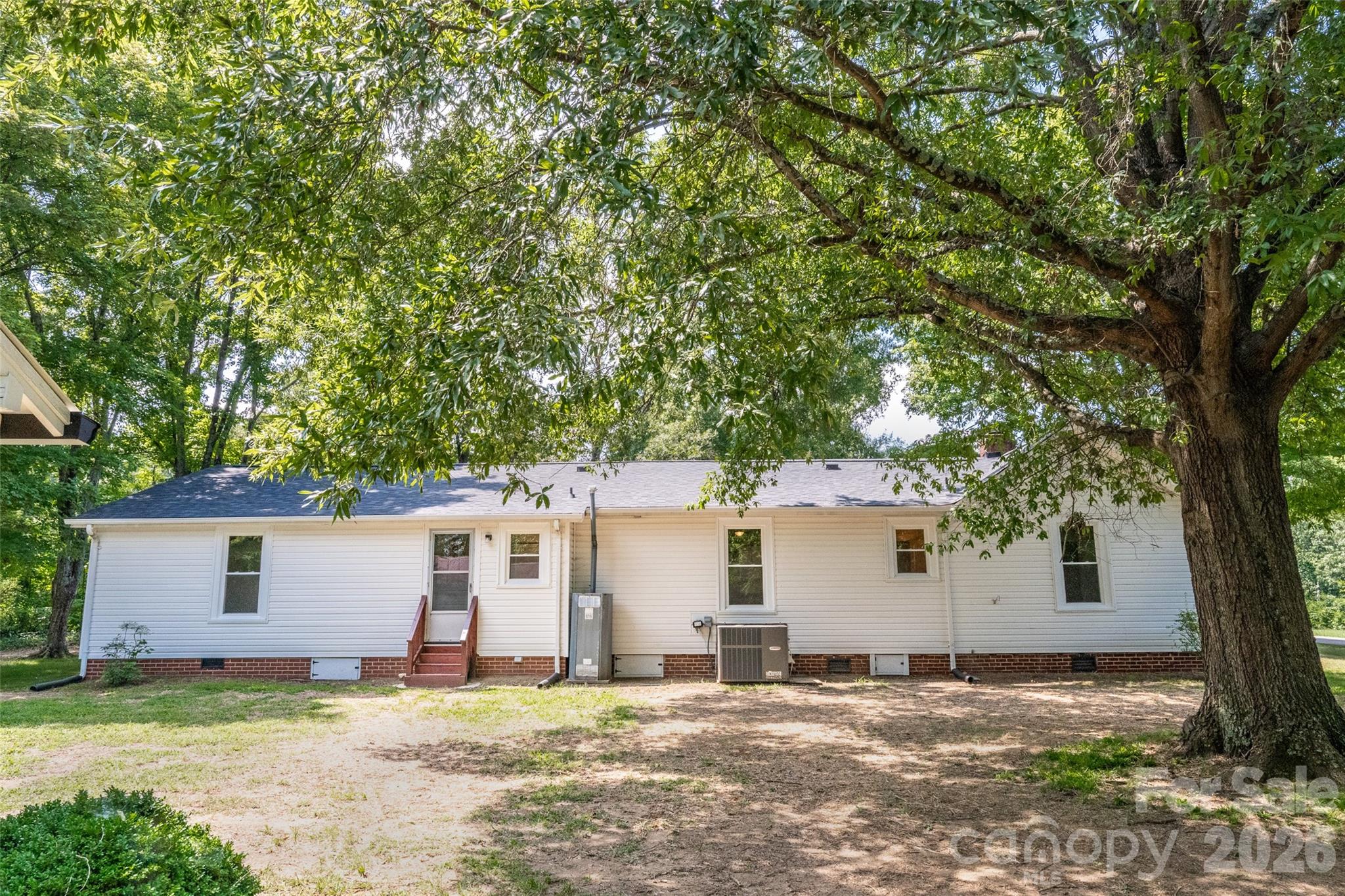 1224 Glenwood Avenue — Salisbury