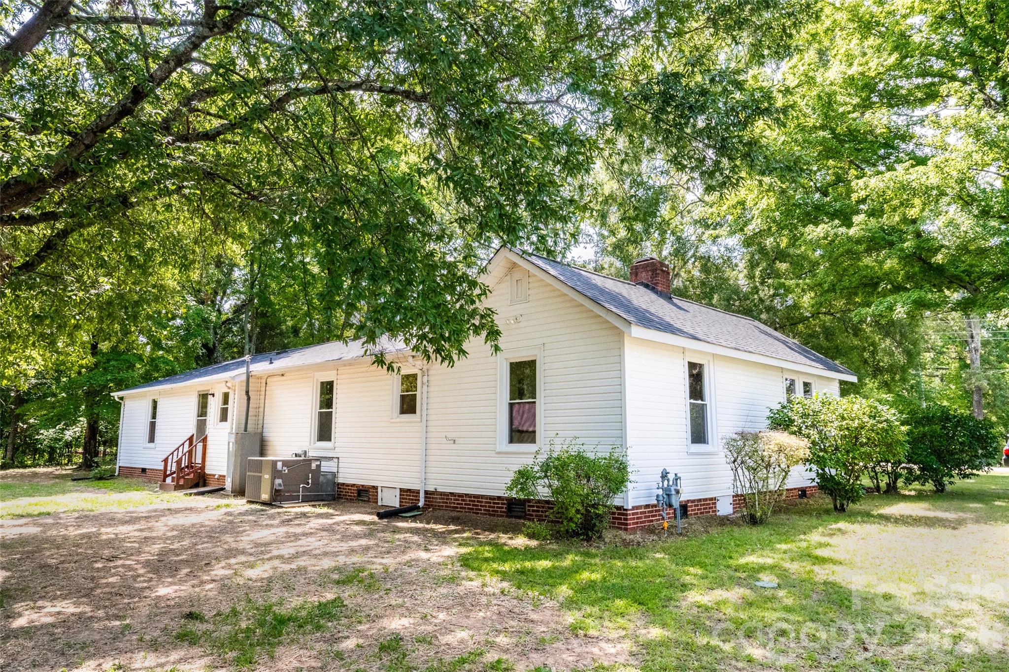 1224 Glenwood Avenue — Salisbury