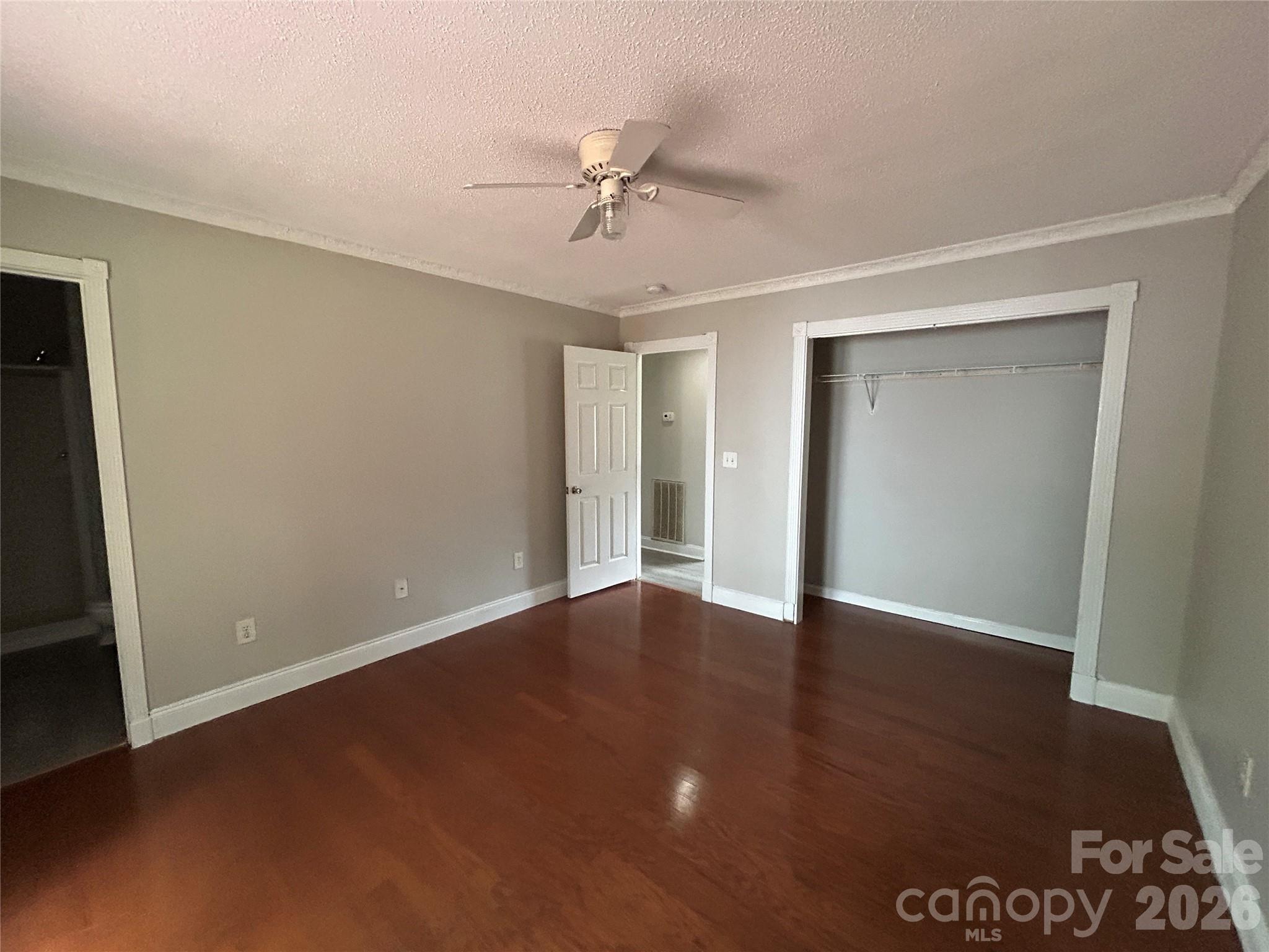 927 Floyd Lane — Gastonia