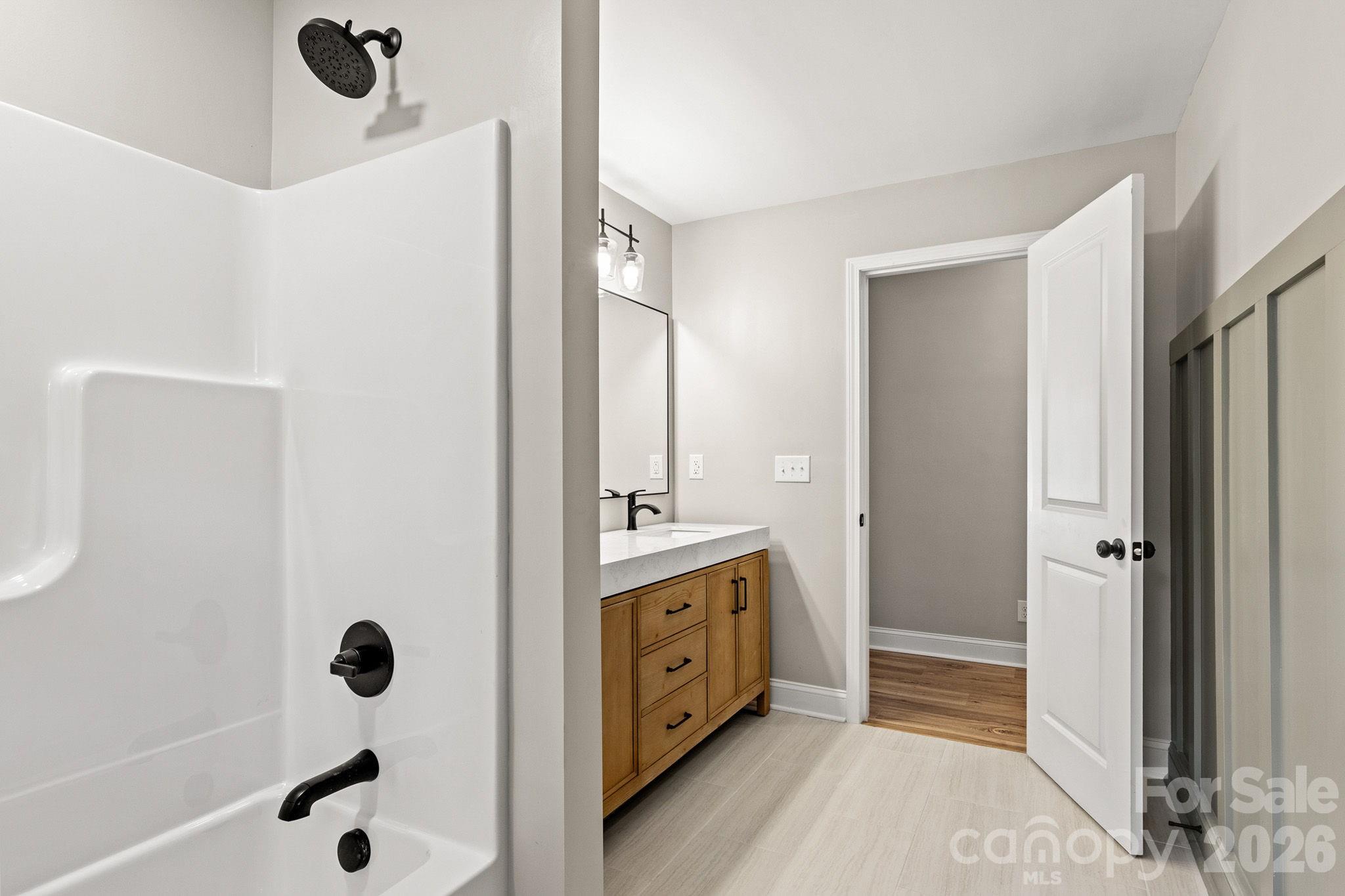 1103 W Elm Street — Shelby