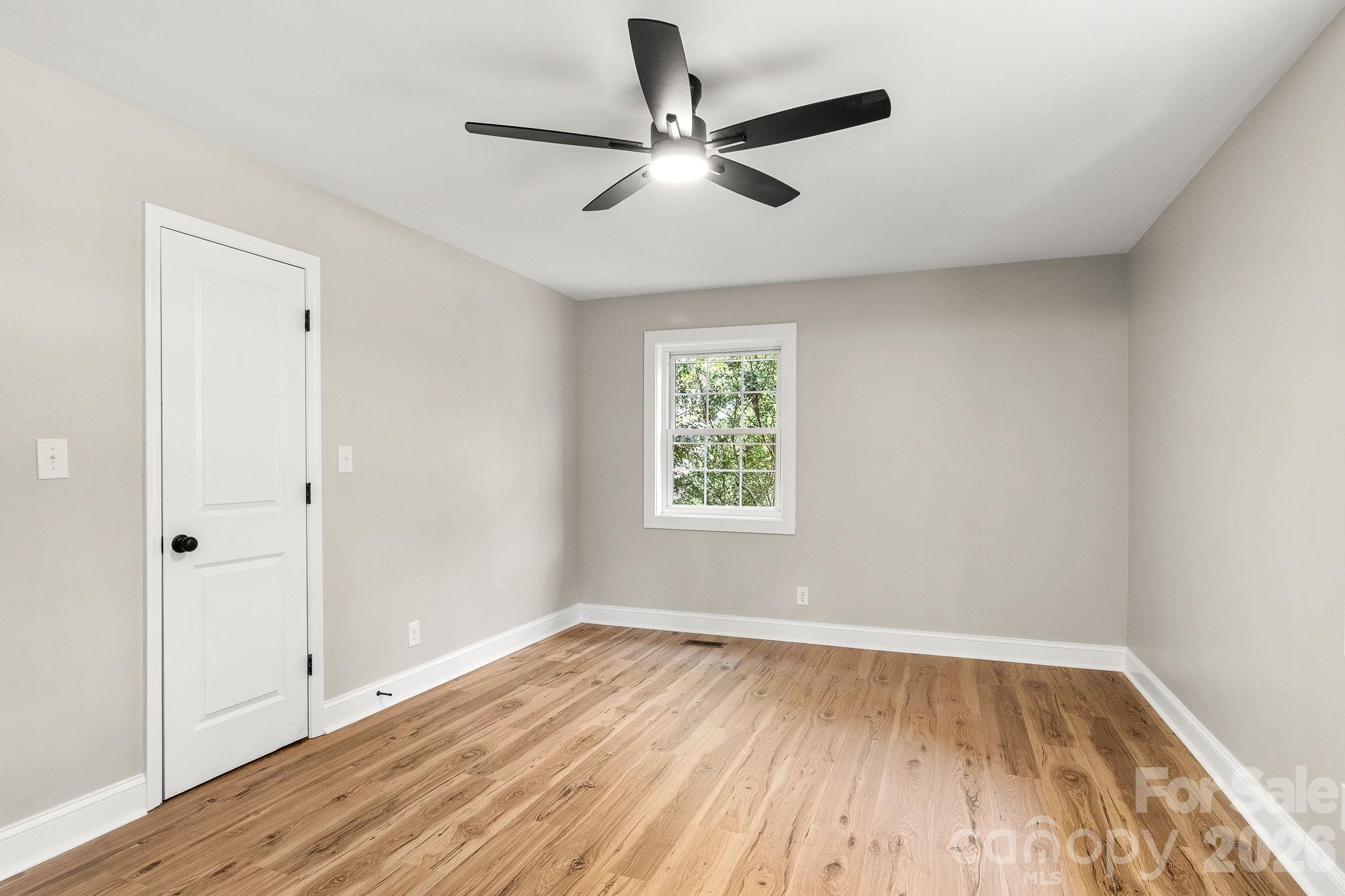 1103 W Elm Street — Shelby