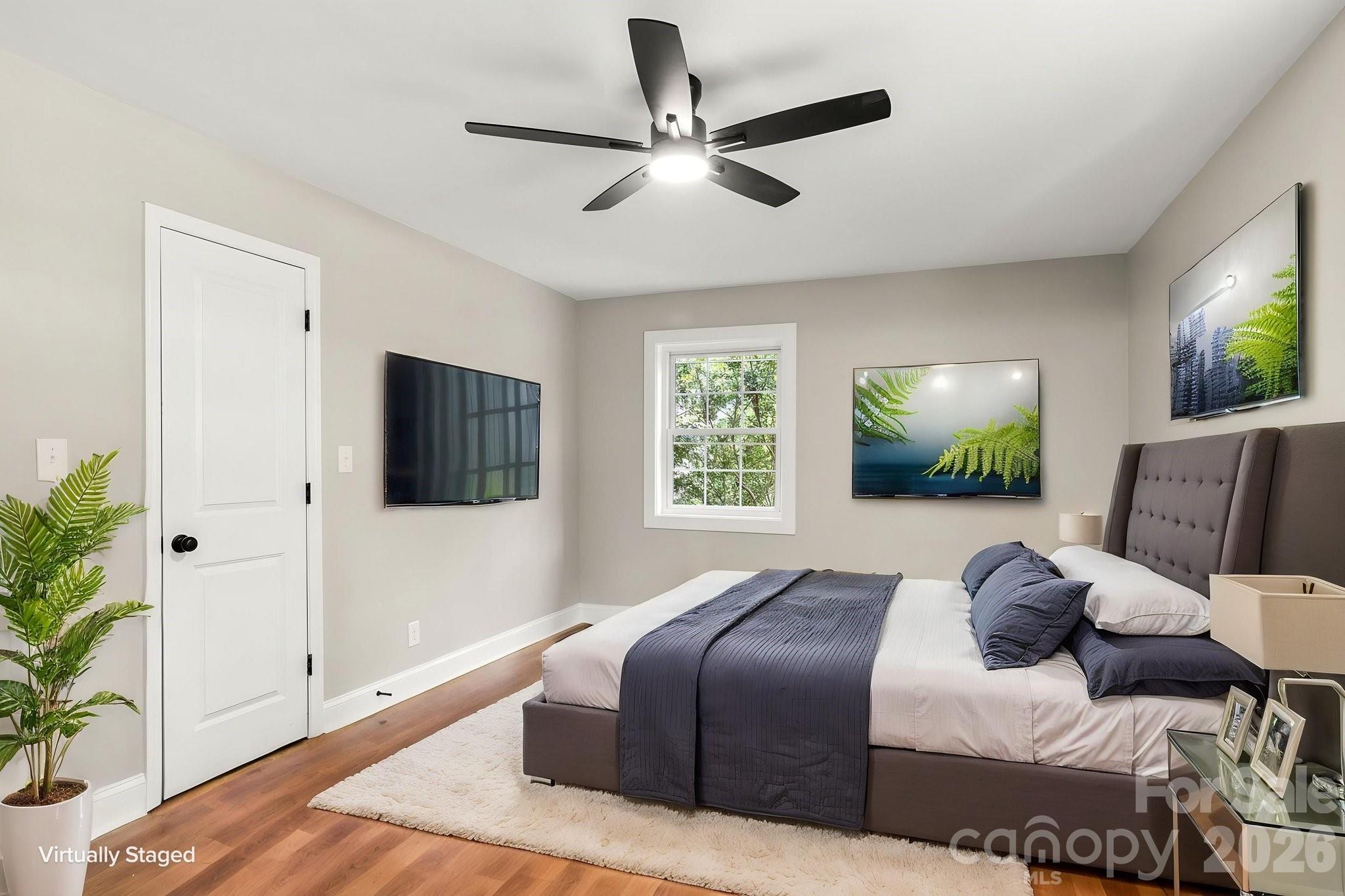 1103 W Elm Street — Shelby