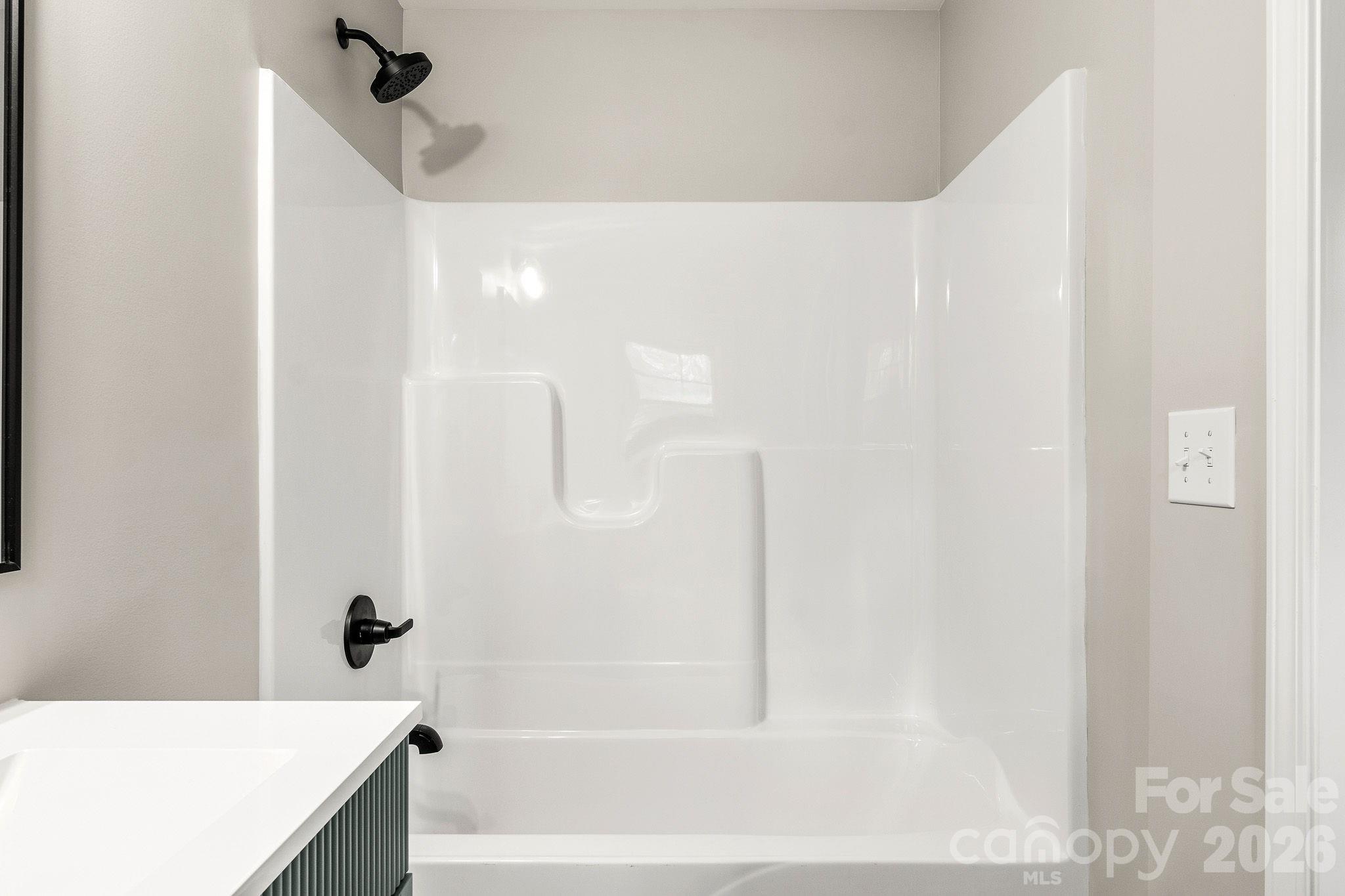 1103 W Elm Street — Shelby