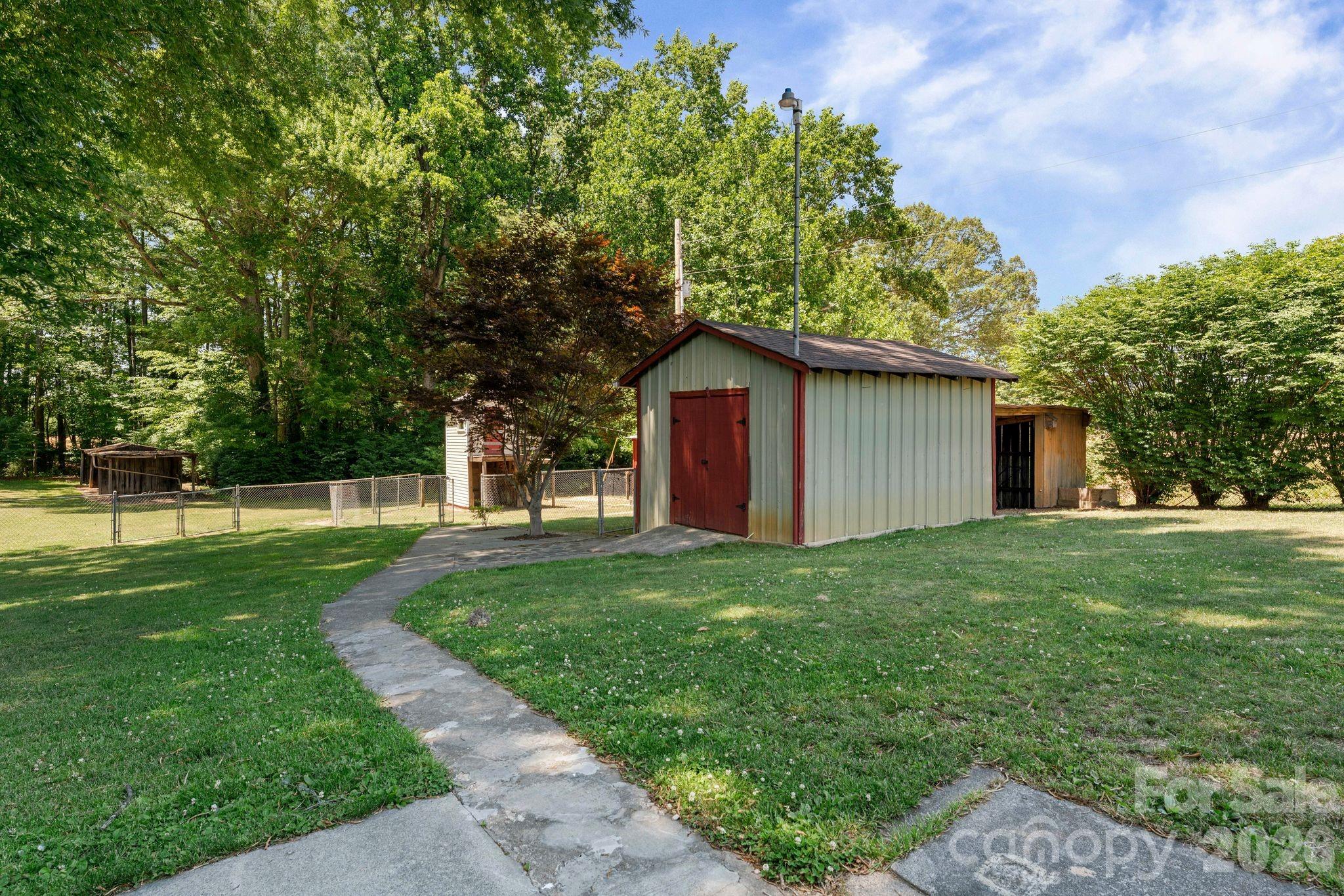 661 Liberty Church Road — Mocksville