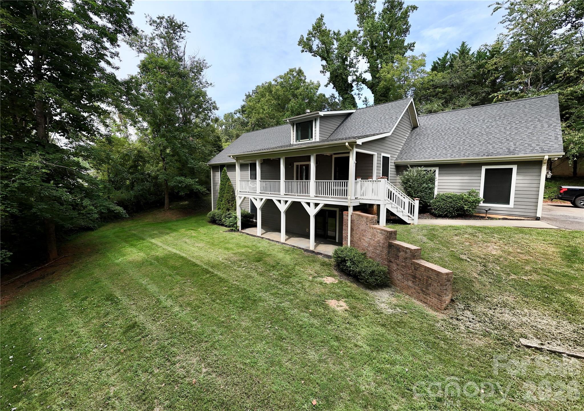 11 Jupiter Hills Drive — Weaverville